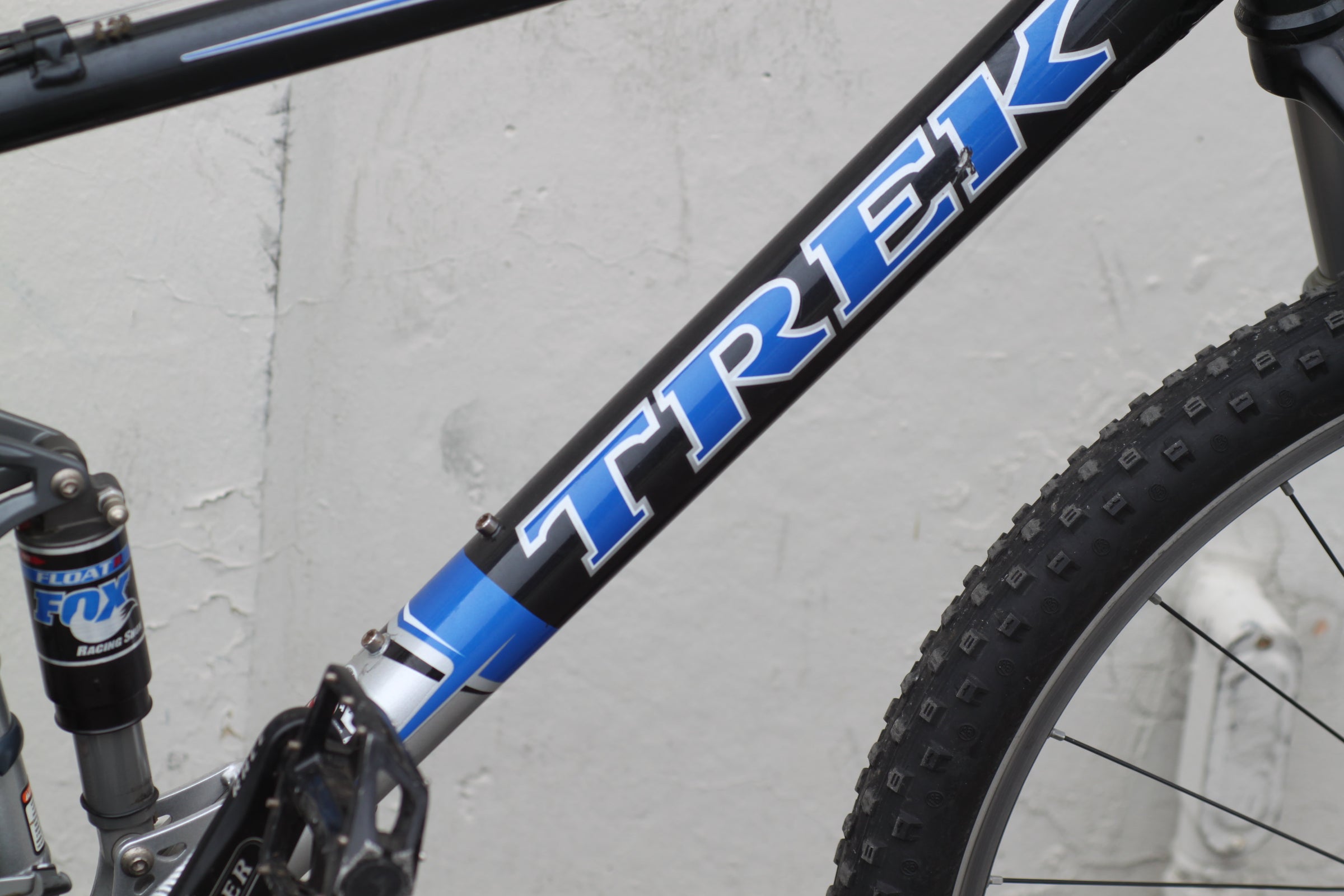 Trek Fuel 90 Full Suspension MTB with Fox Shock, RockShox Fork