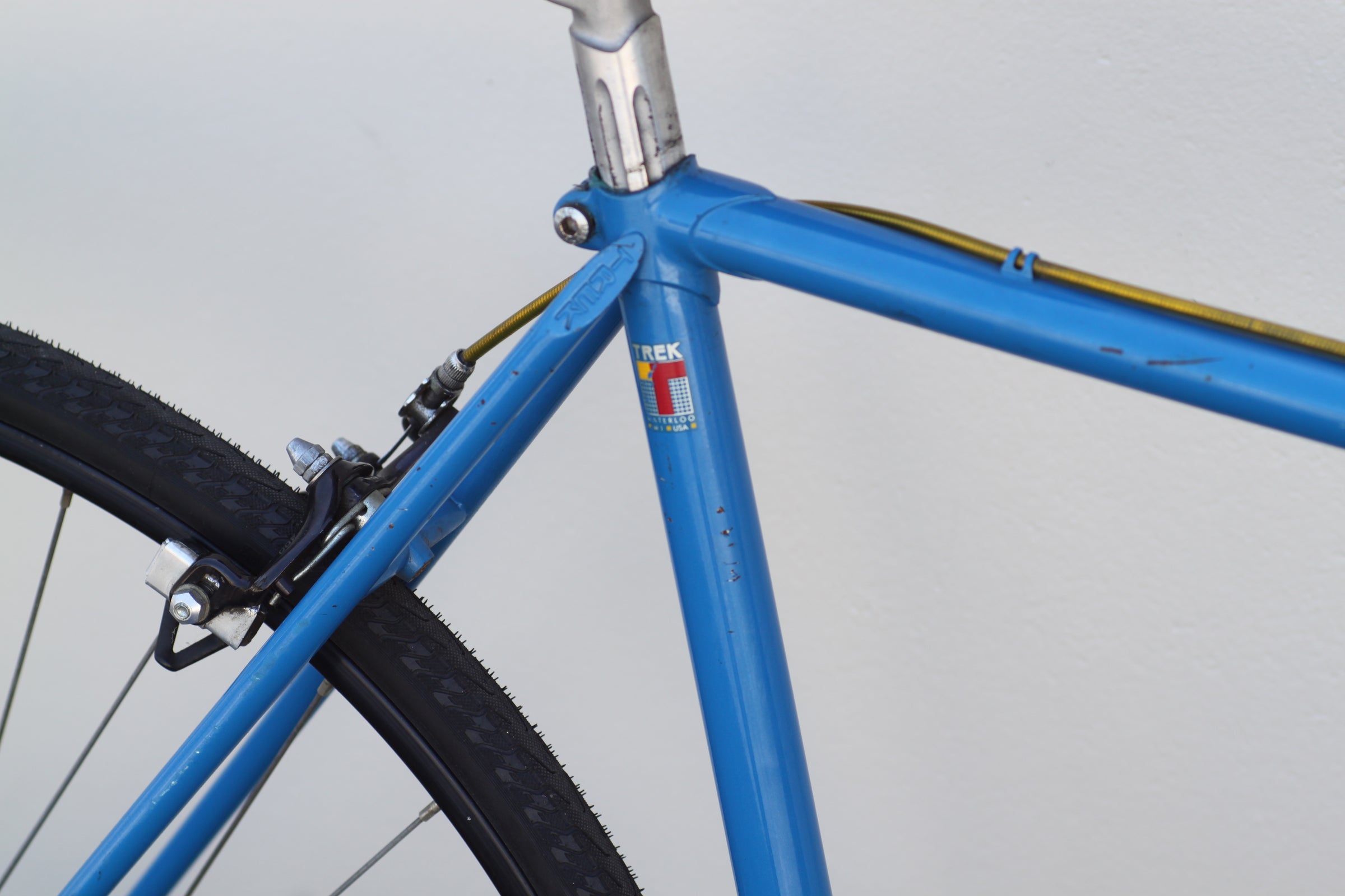 Trek 460 Vintage Tange Steel Touring Road Bike with New Tires blue