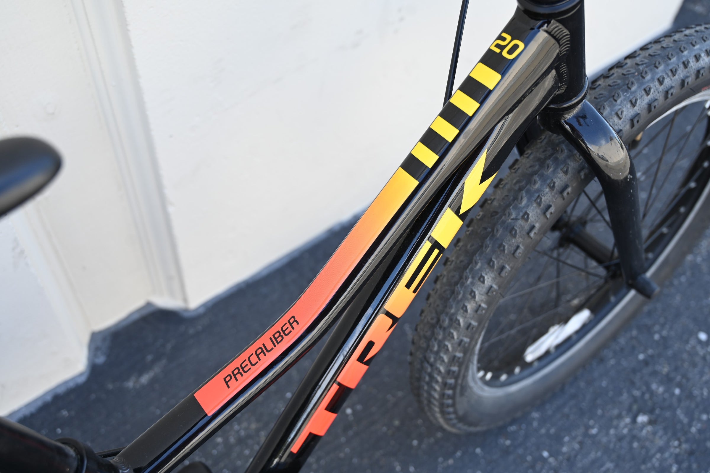 Trek Precaliber 20 Coaster Kid's Bike with Wide Tires black - CAWP