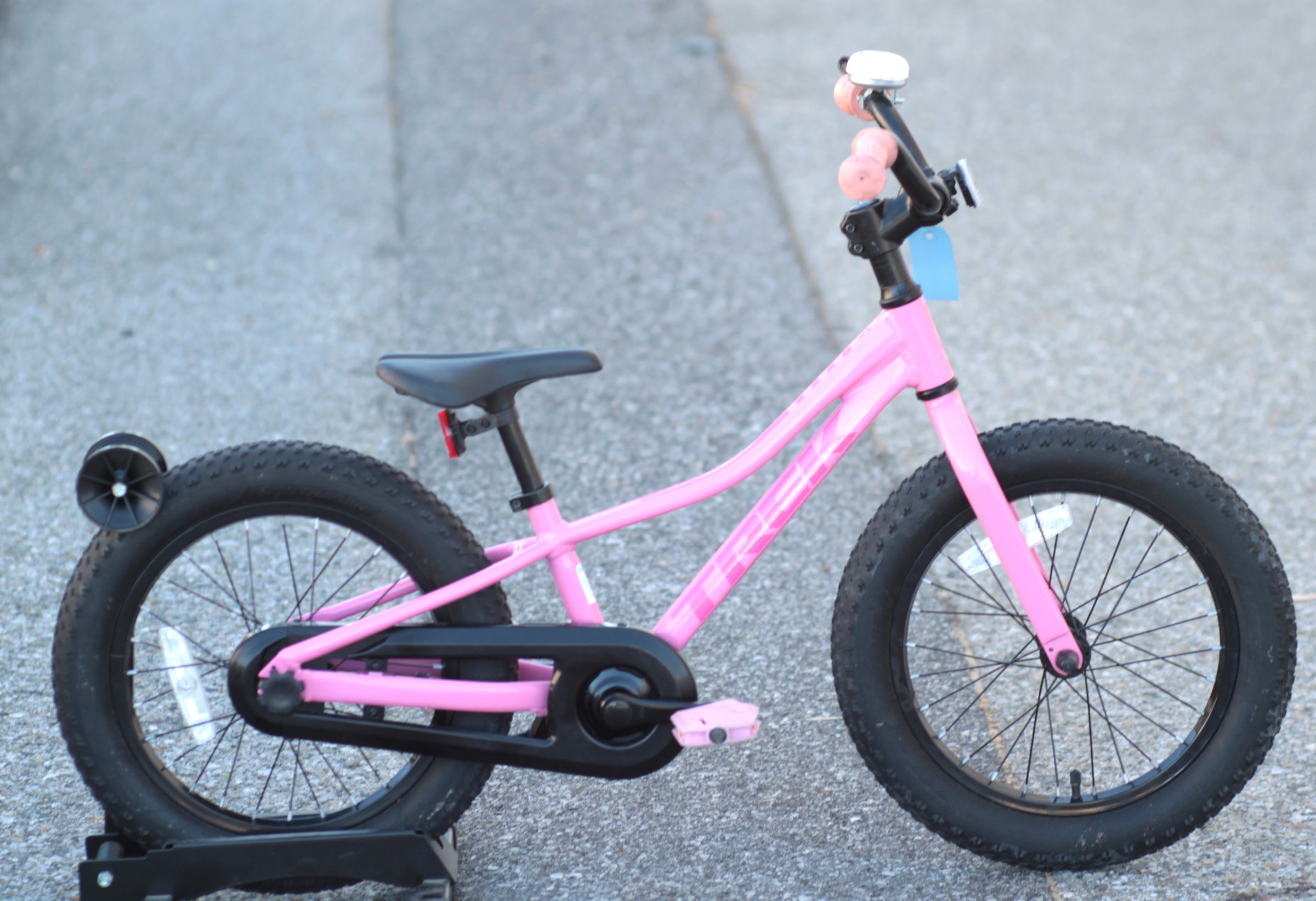 Trek Precaliber 16 Kid's Bike with 16” Wheels, Wide Tires pink