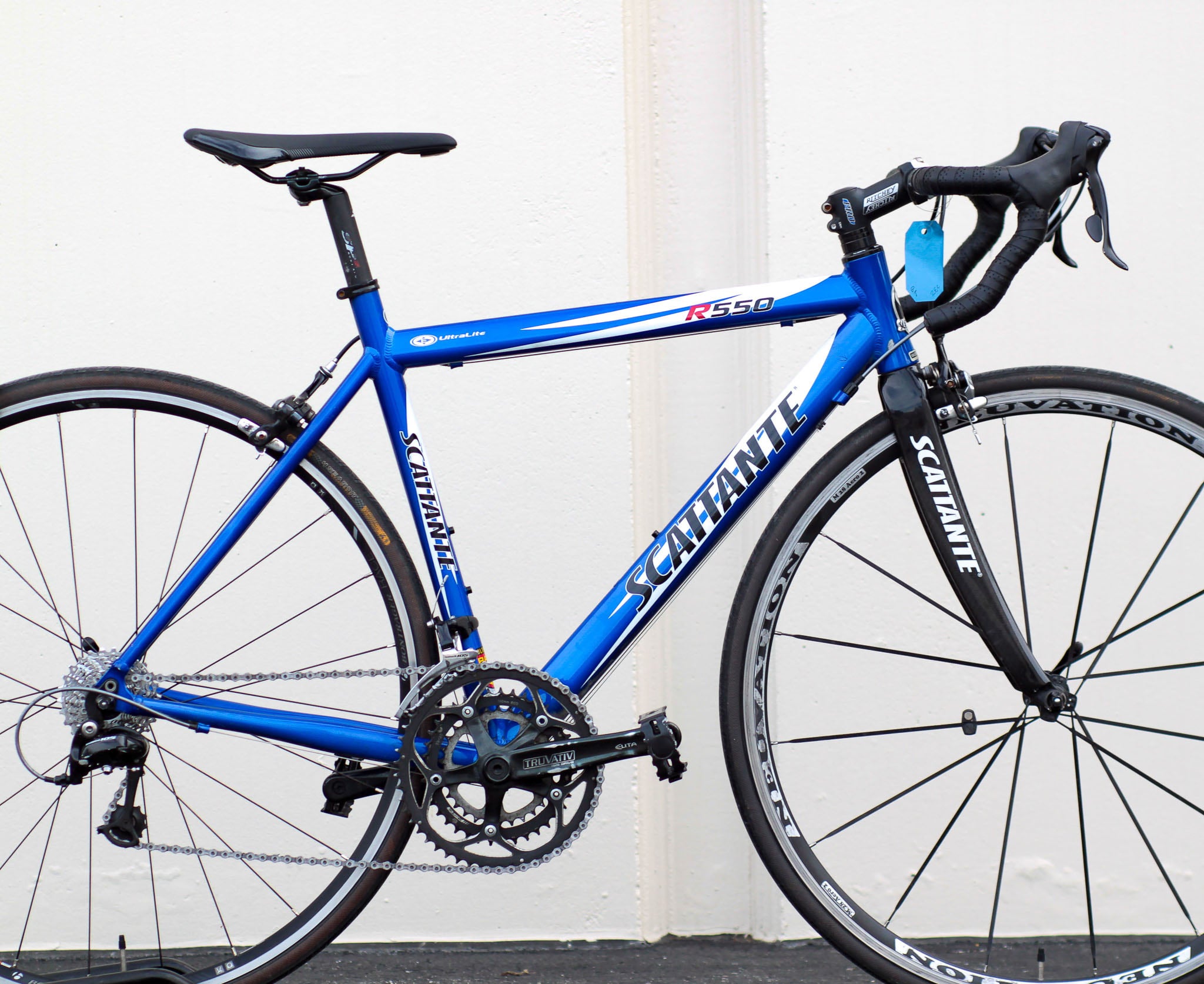 Scattante R550 Easton Aluminum Road Bike with Shimano 105 & Carbon