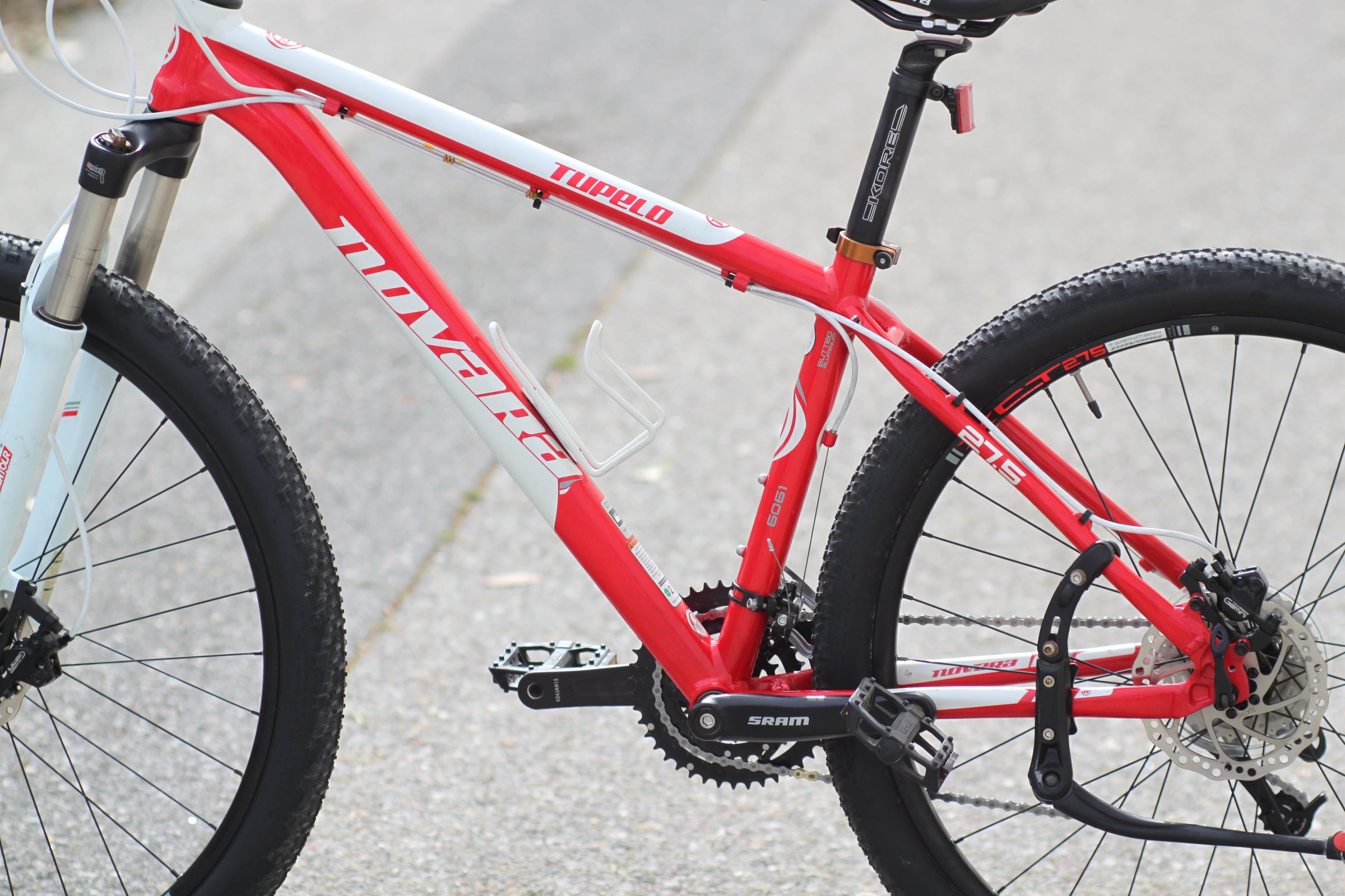 Novara Tupelo 27.5” Hardtail MTB with Disc Brakes and Big Wheels M