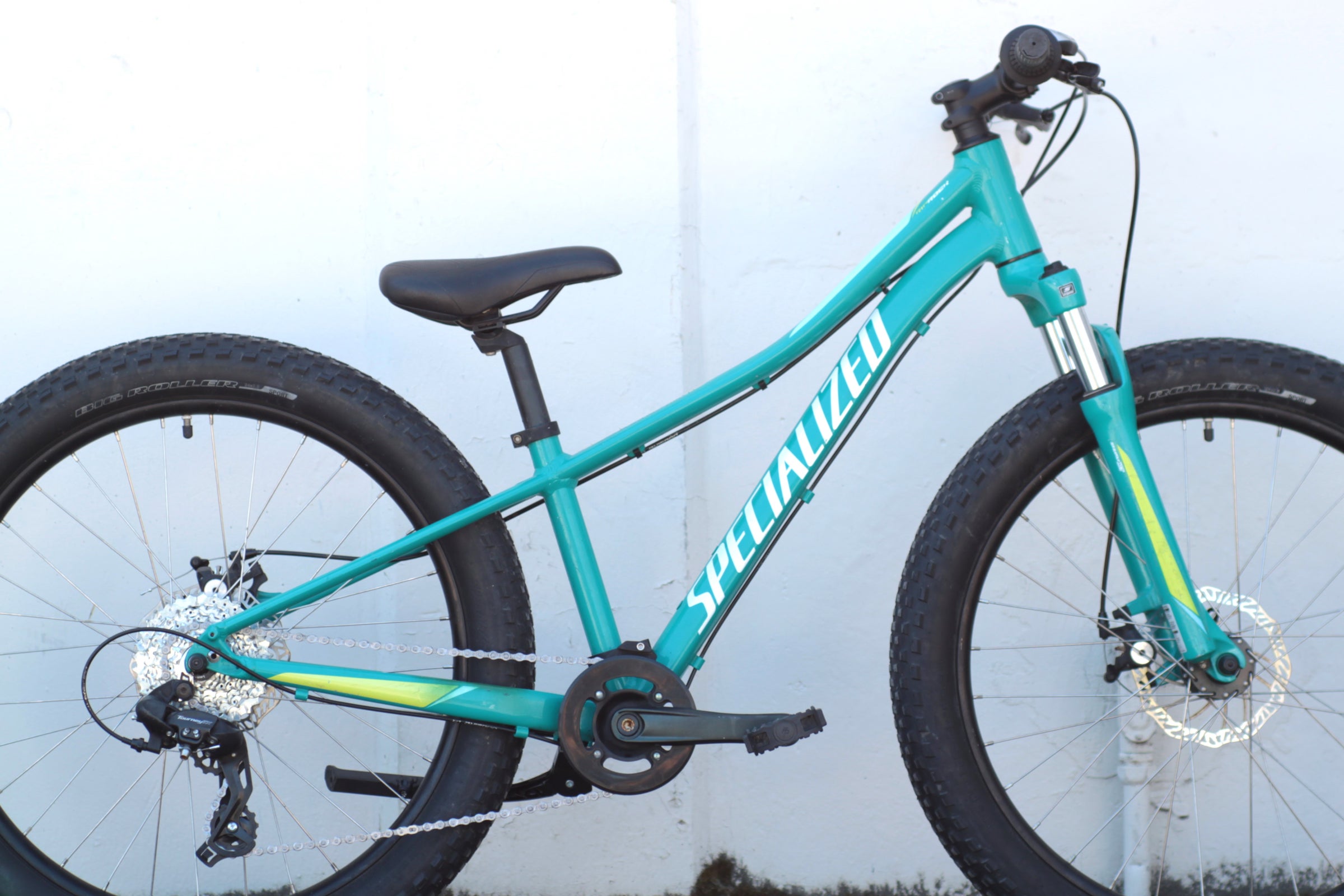 Specialized Riprock 24 Kids Bike with Disc Brakes green Specialized Riprock 24 Kids Bike with Disc Brakes green