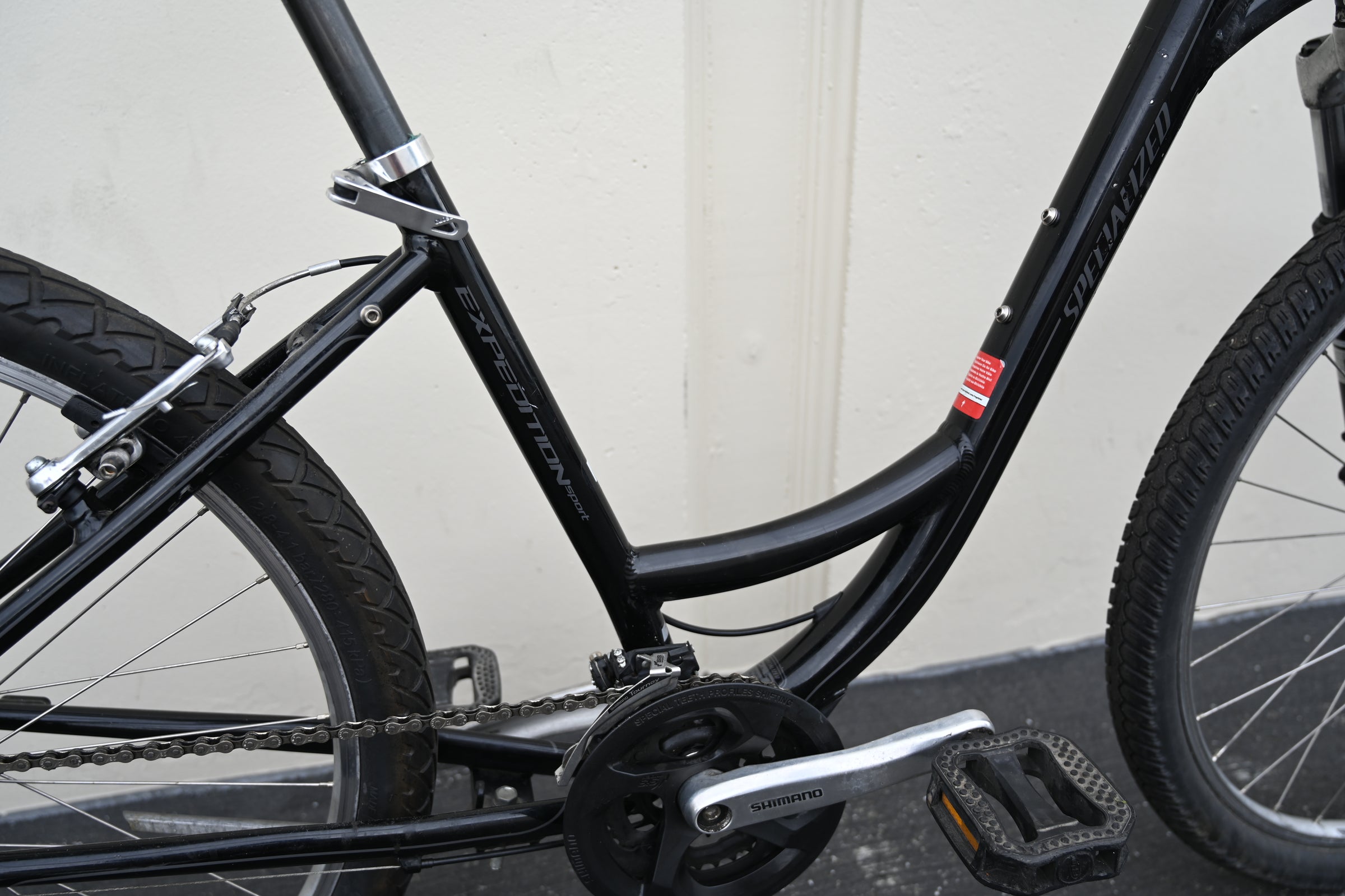 Specialized Expedition Sport Low Entry Hybrid with Easy Step-Thru