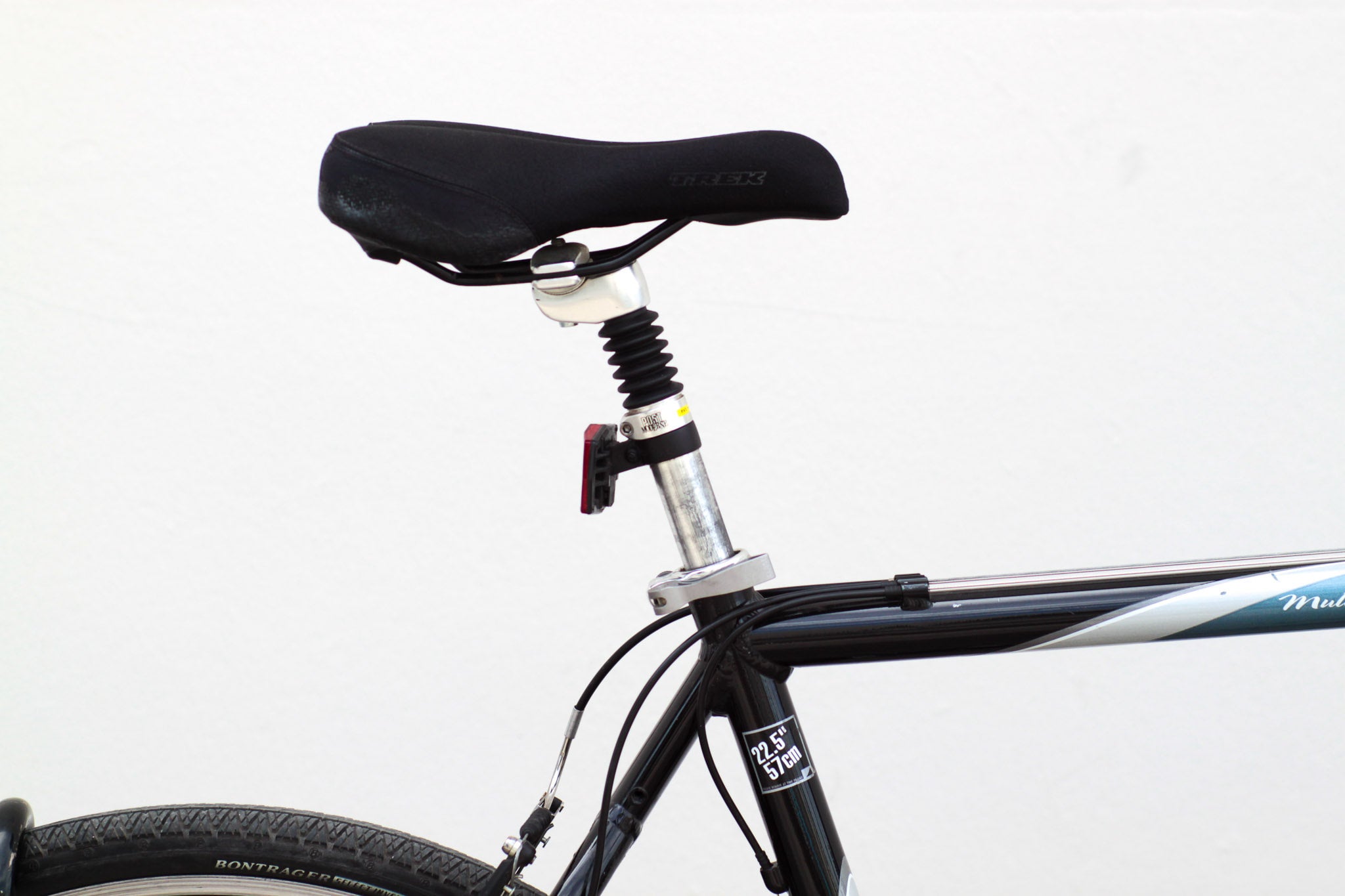 Trek Multitrack 7700 Hybrid / Commuter Bike - RockShox Fork - LROI