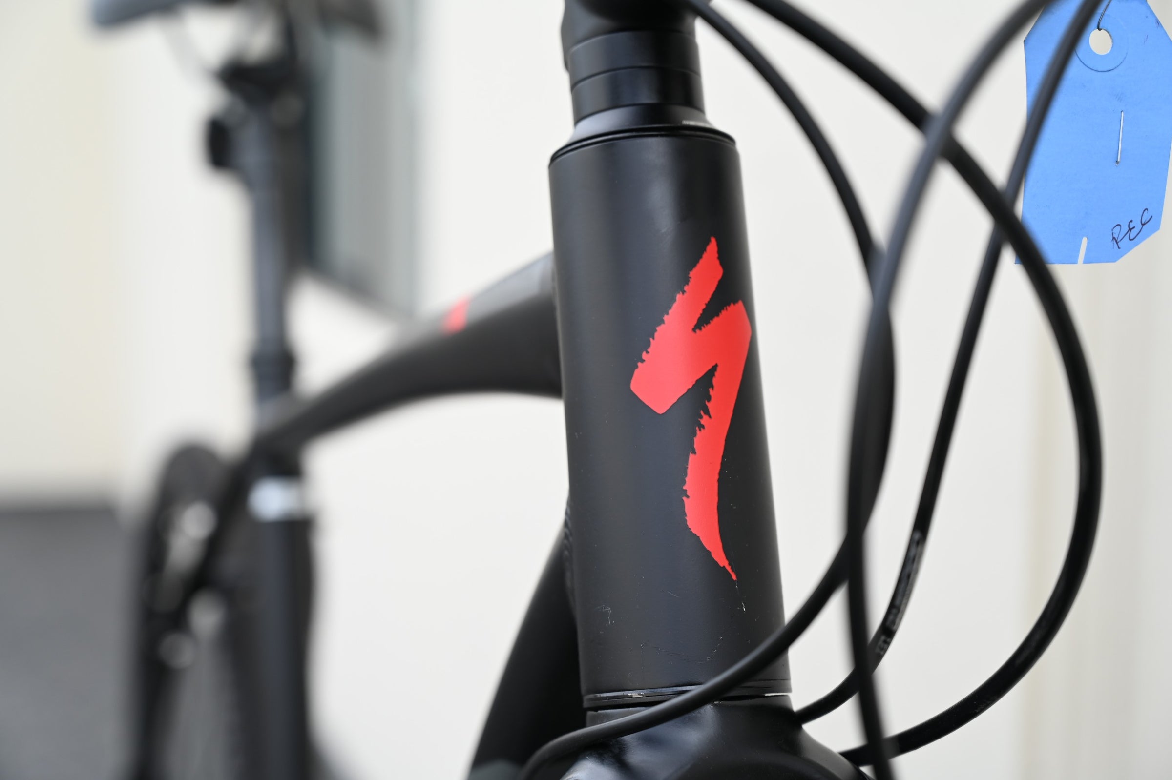Specialized Crosstrail Sport Disc Commuter Fitness Hybrid with