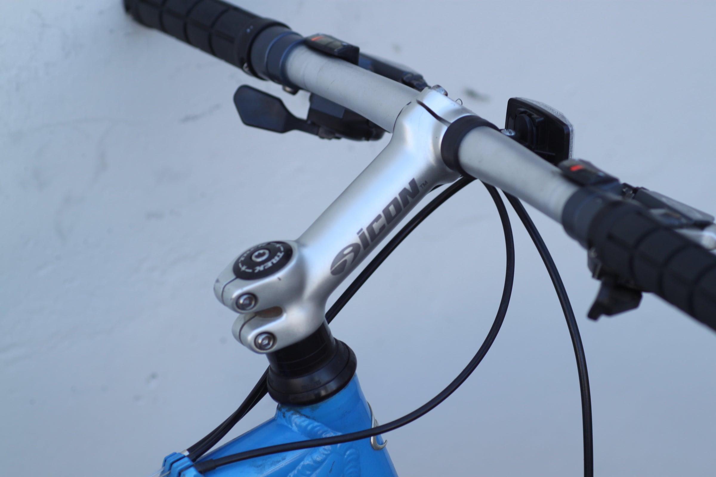 Trek 8000 SL Hardtail MTB with Manitou SX Fork 16.5
