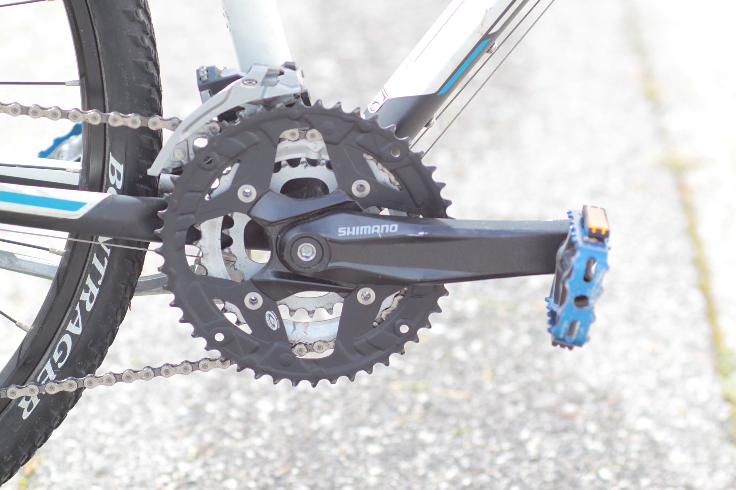 Trek 8.4 DS Commuter Hybrid Bike with RST Vita Fork and Hayes Disc