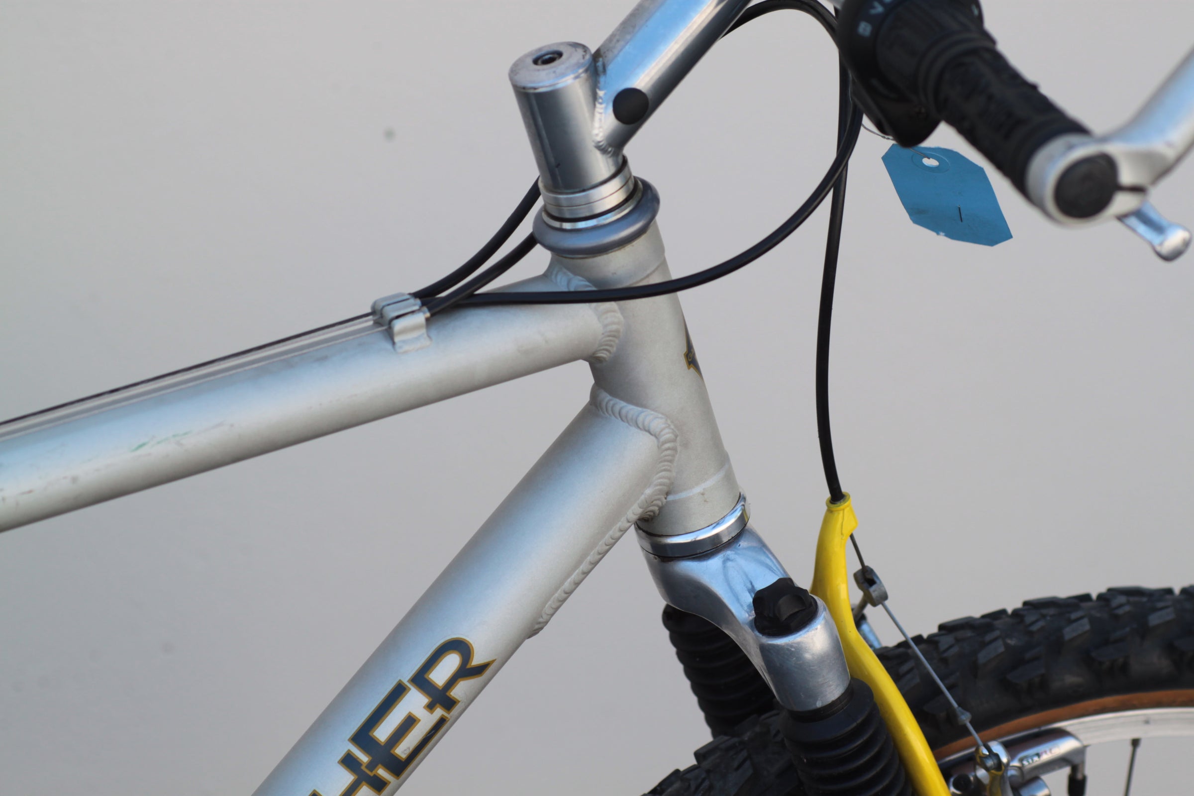 Gary Fisher Montare Vintage Hardtail MTB with RockShox Fork