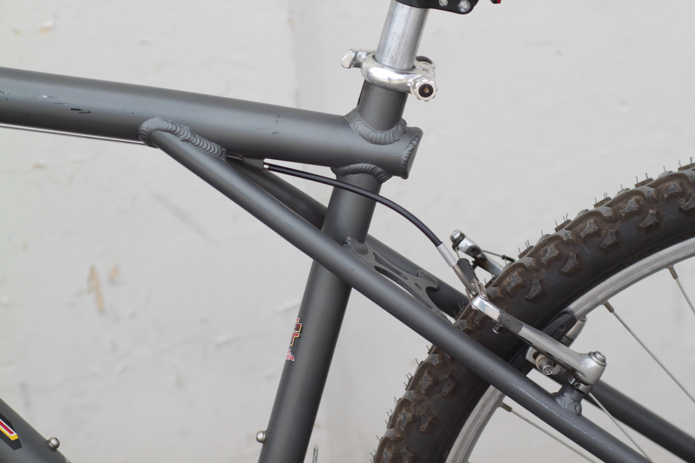 Artec AV LTD 板156All Mountain/Freestyle Eastern Alpaka 29 MTB Hardtail Bike - Red – Cambria Bike