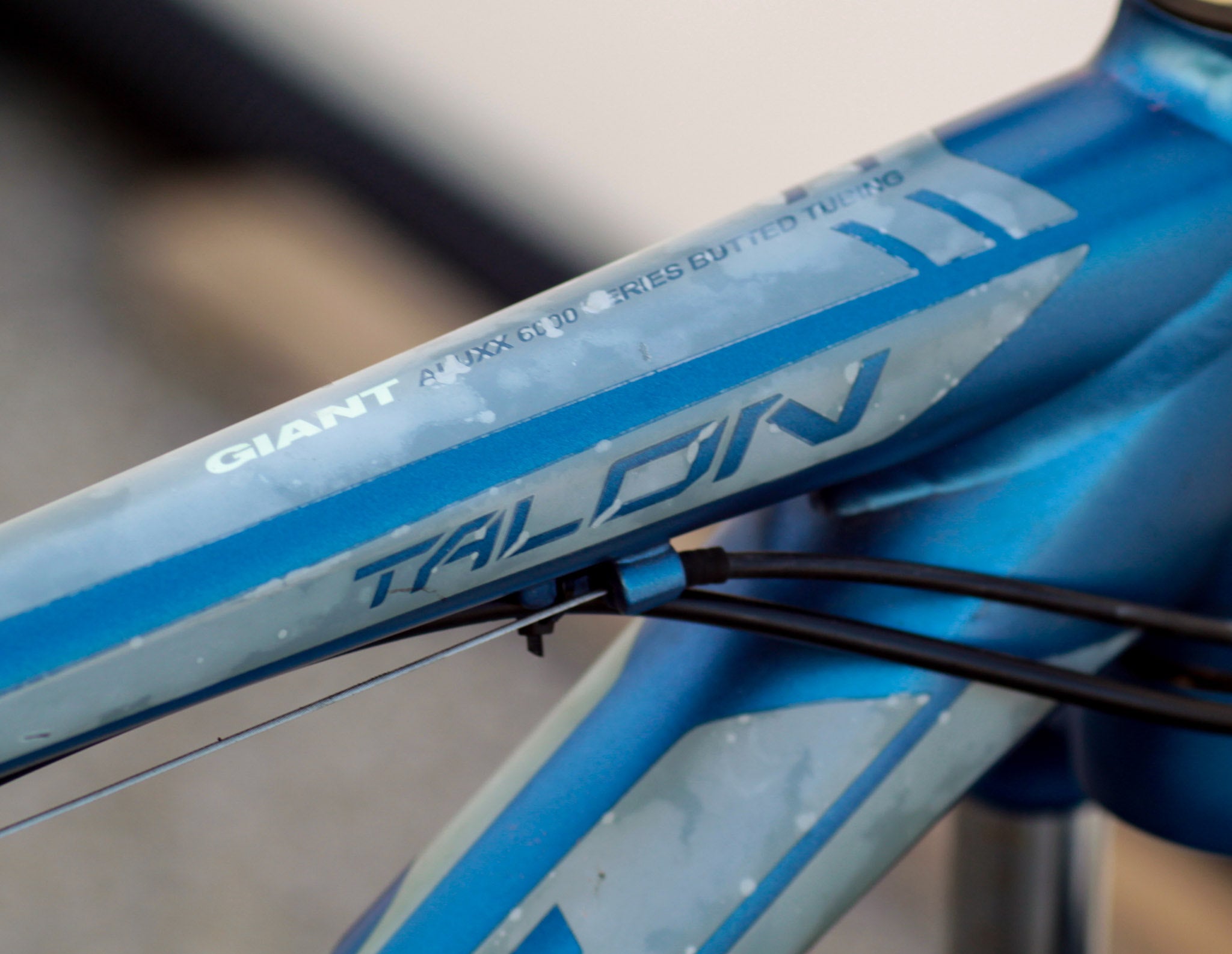 Giant Talon 4 27.5” Mountain Bike SR Suntour Fork, Disc Brakes M