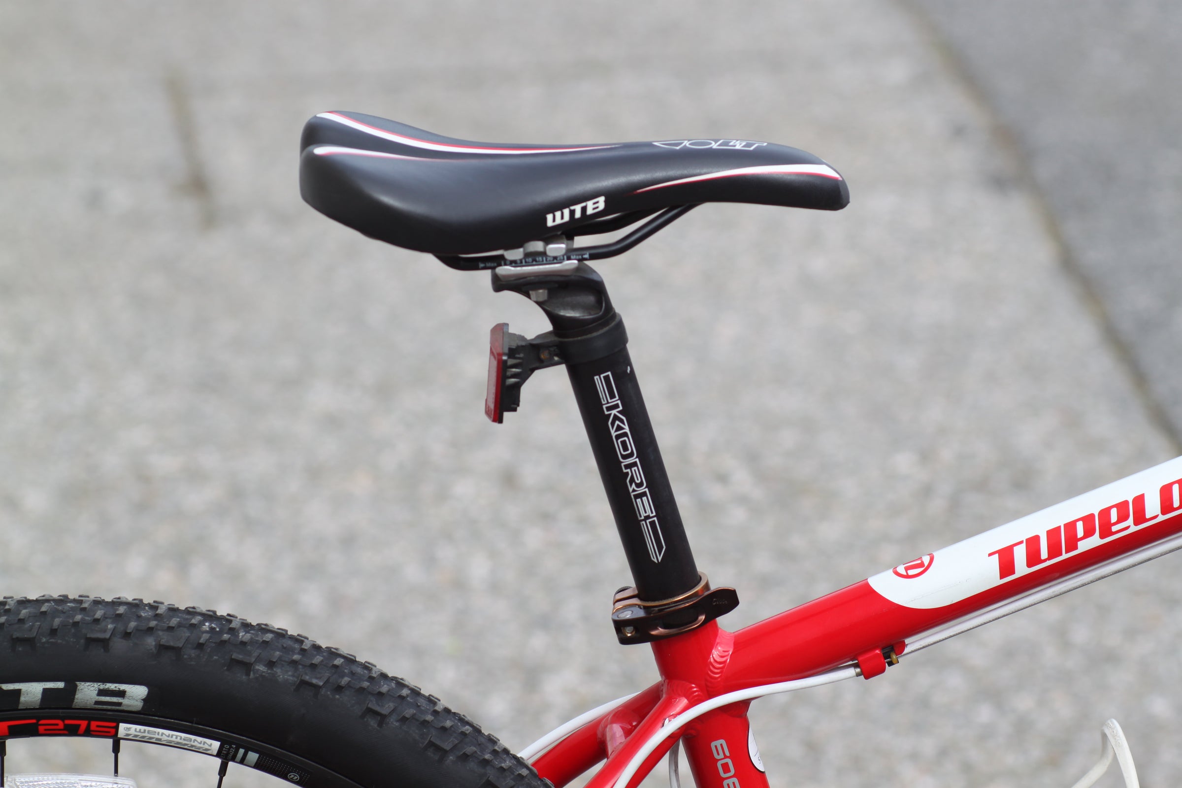 Novara Tupelo 27.5” Hardtail MTB with Disc Brakes and Big Wheels M