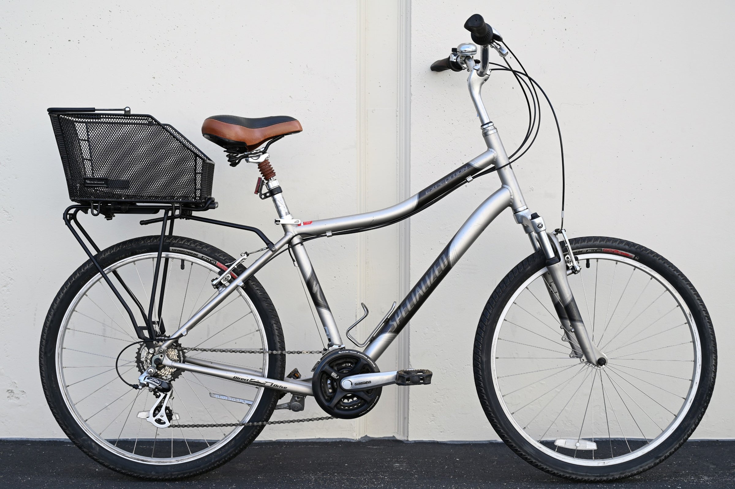 Specialized Expedition Sport Commuter Comfort Hybrid with Rear