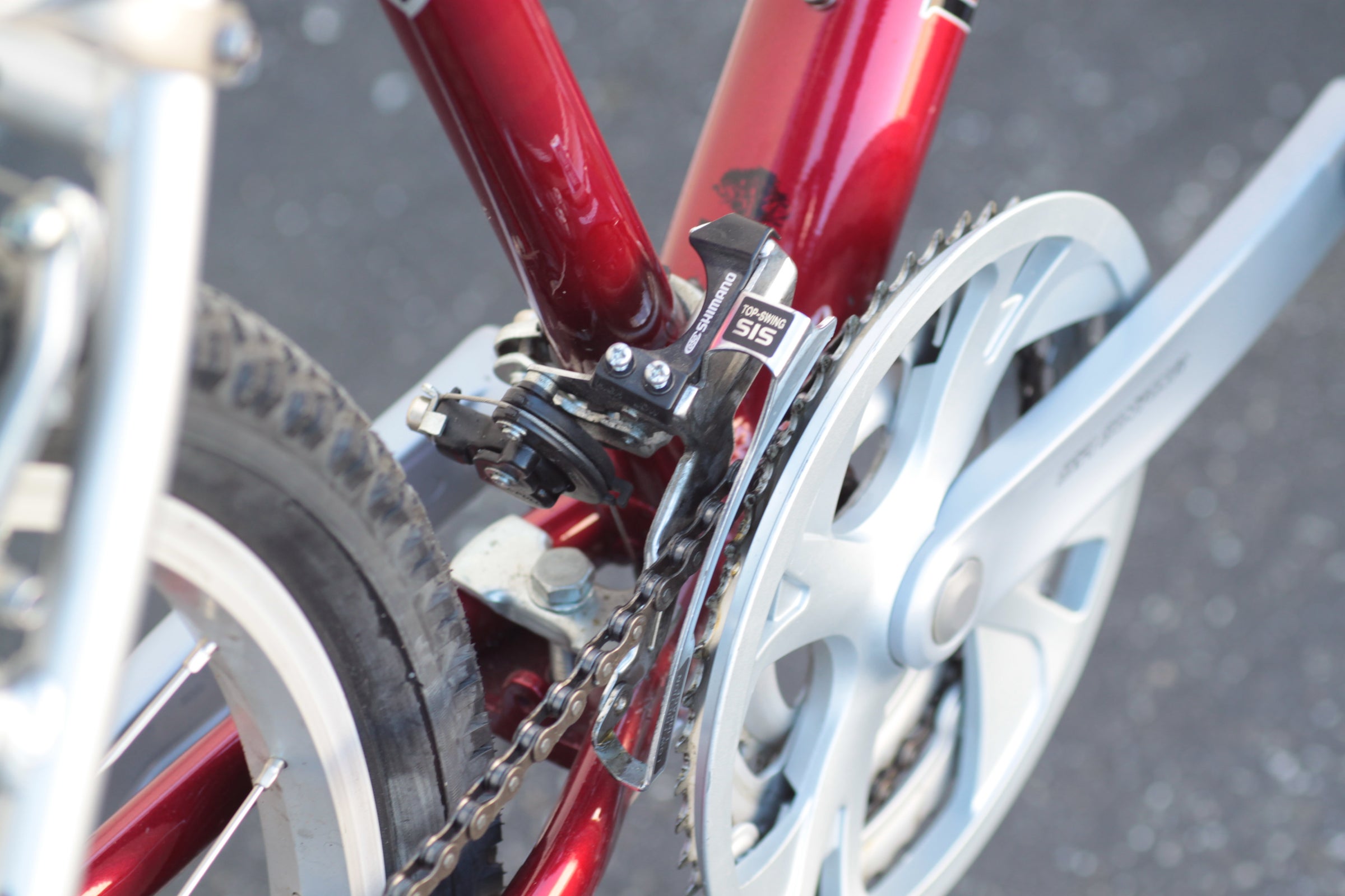 Diamondback Wildwood Commuter Hybrid Bike with Rear Rack silver/red ...