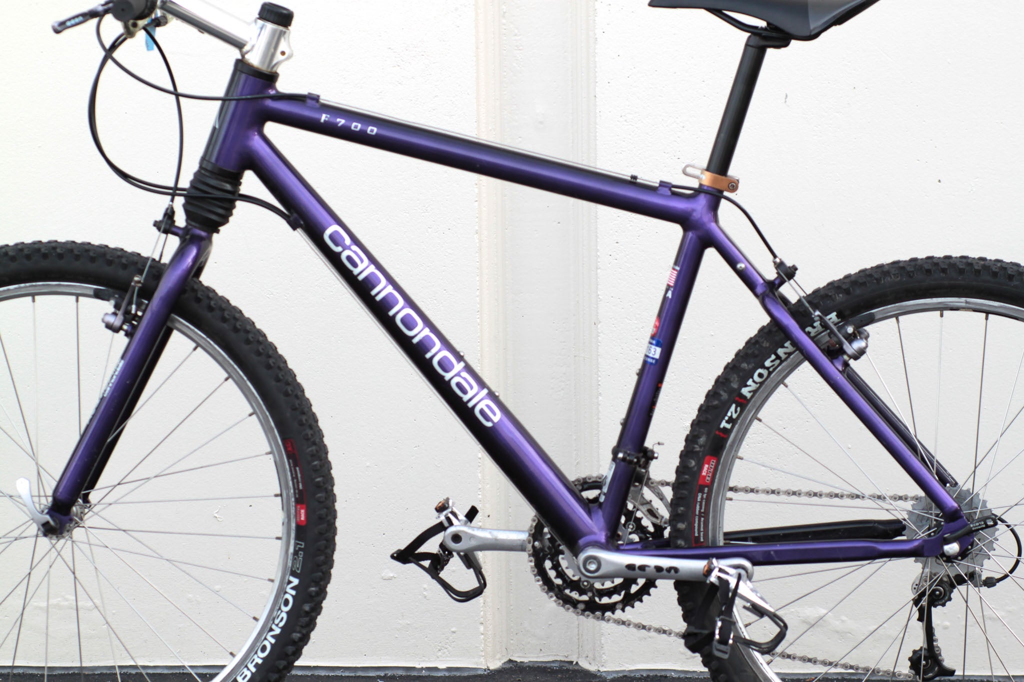 Cannondale F700 Hardtail Mountain Bike - Made in USA purple - SPOY
