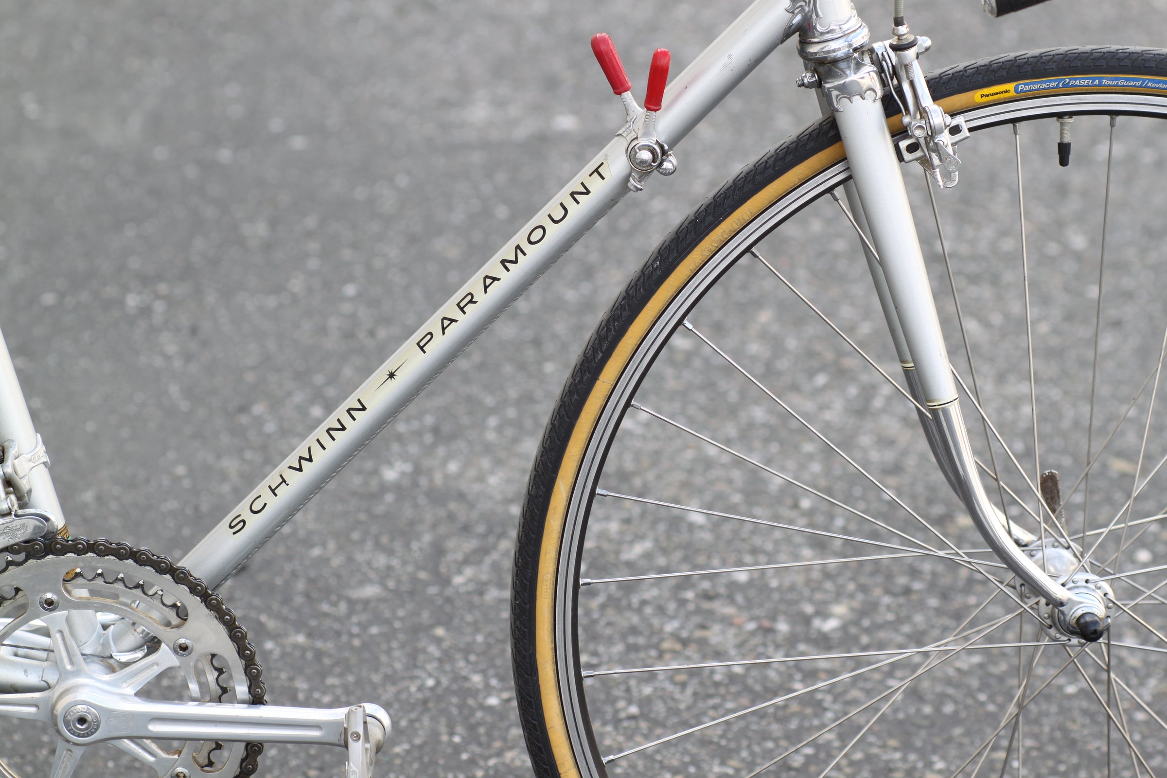 Schwinn Paramount Vintage Lugged Steel Road Bike - Made in Chicago