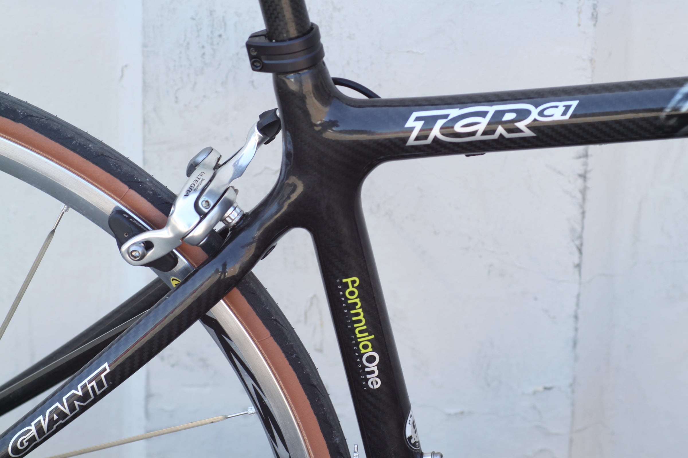 Giant TCR C1 Carbon Road Bike with Dura-Ace/Ultegra SM yellow