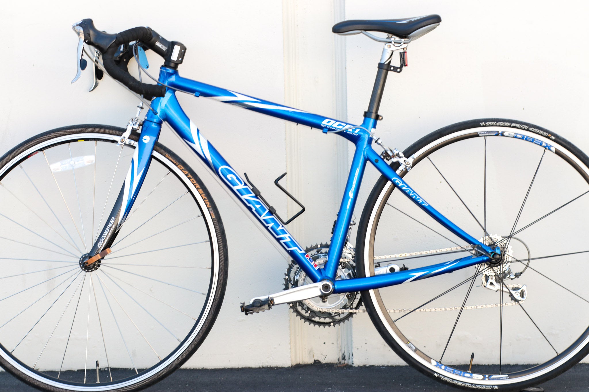 Giant OCR 1 Road Bike with Composite Fork and Shimano Ultegra S