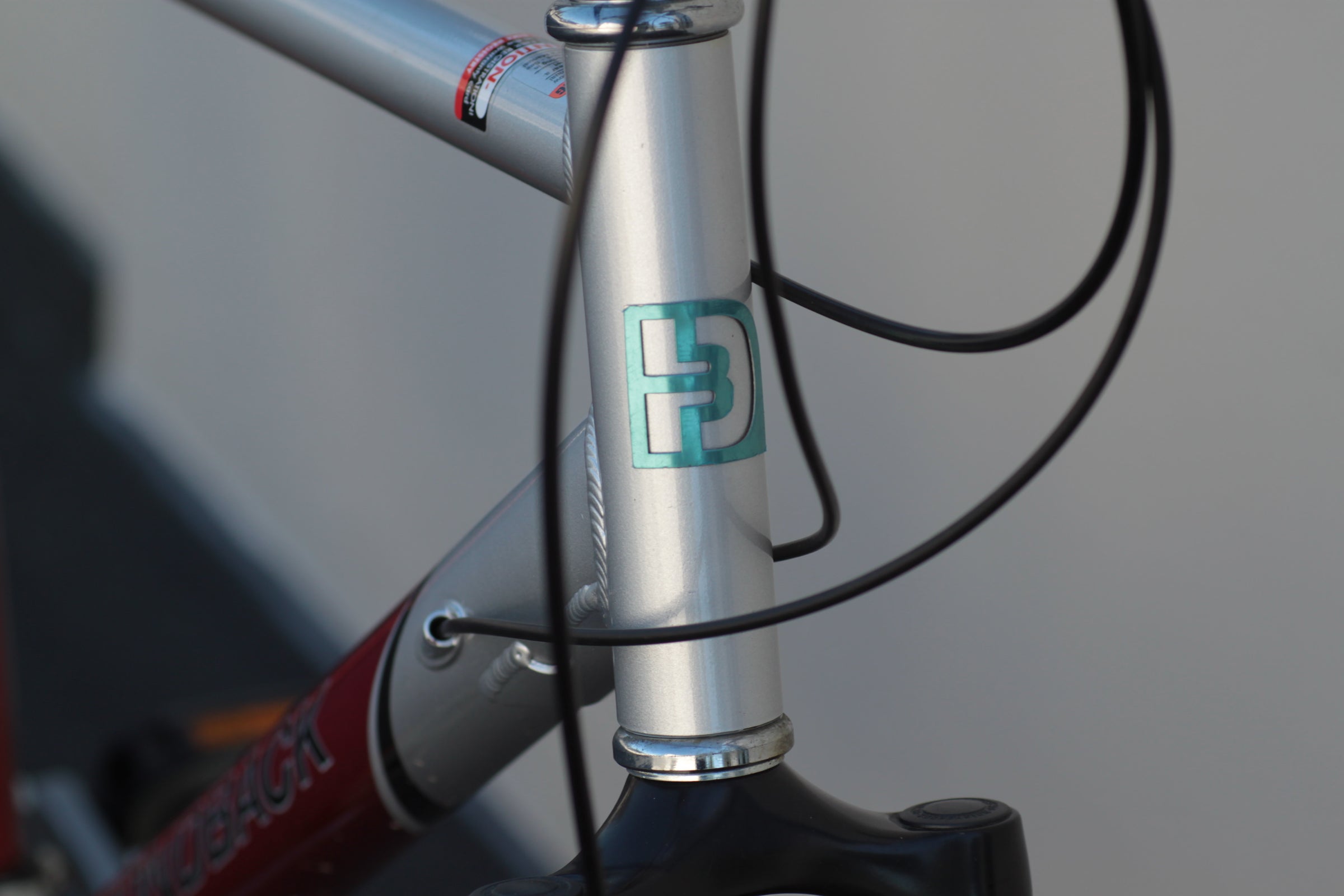 Diamondback Wildwood Commuter Hybrid Bike with Rear Rack silver