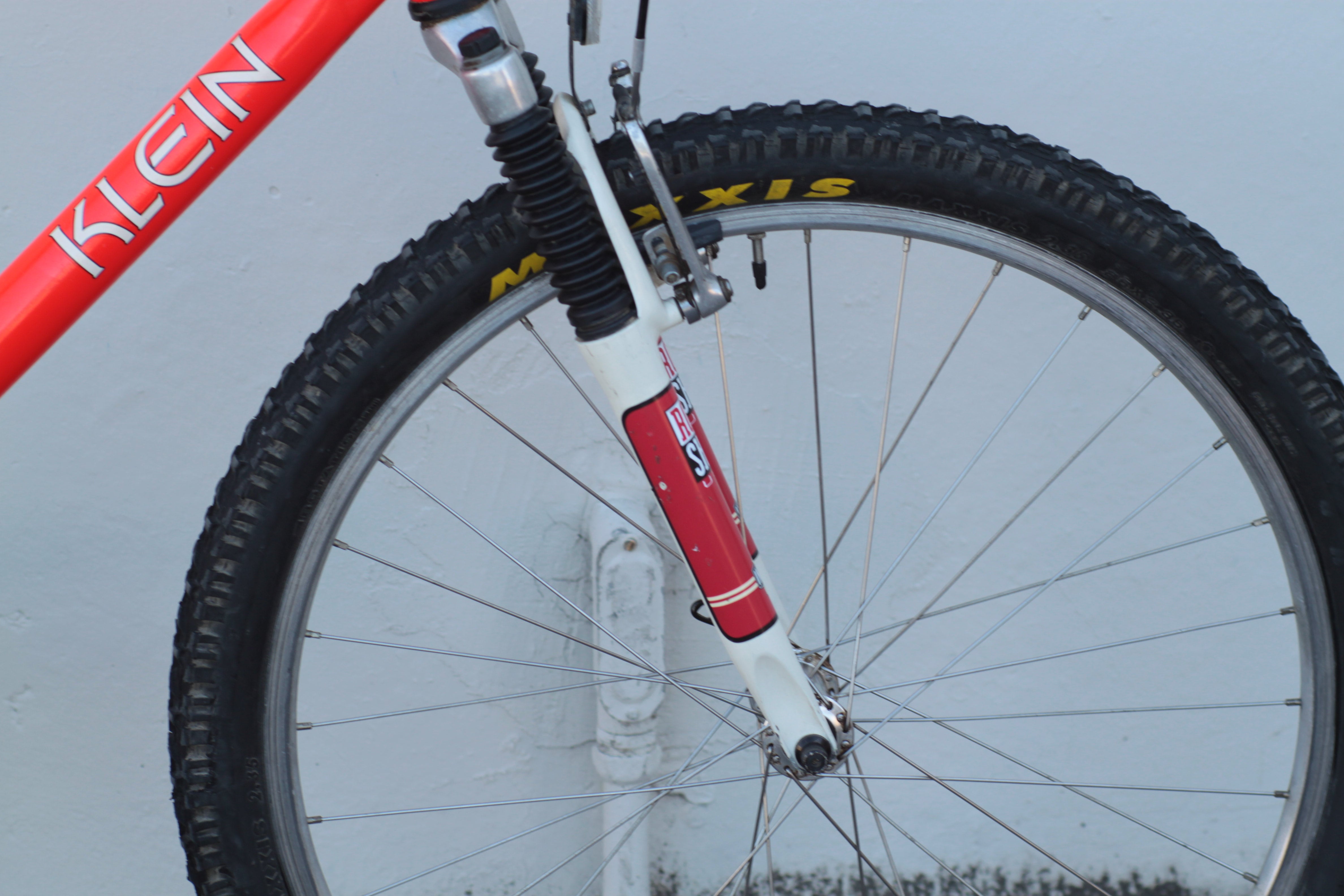 Klein Pulse Race Vintage Hardtail MTB with V-brakes and RockShox