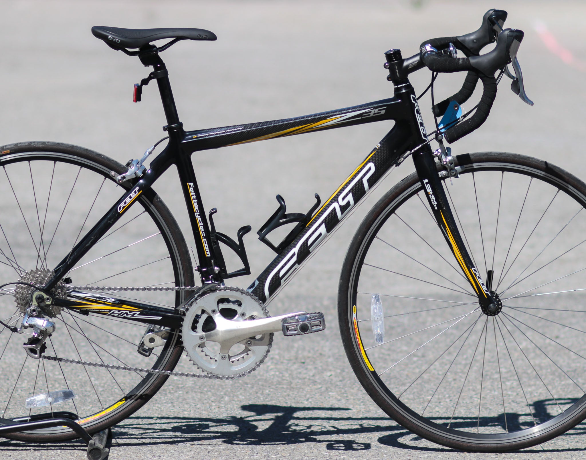 Felt Z35 Carbon Road Bike Black with Shimano Ultegra/105 | Used