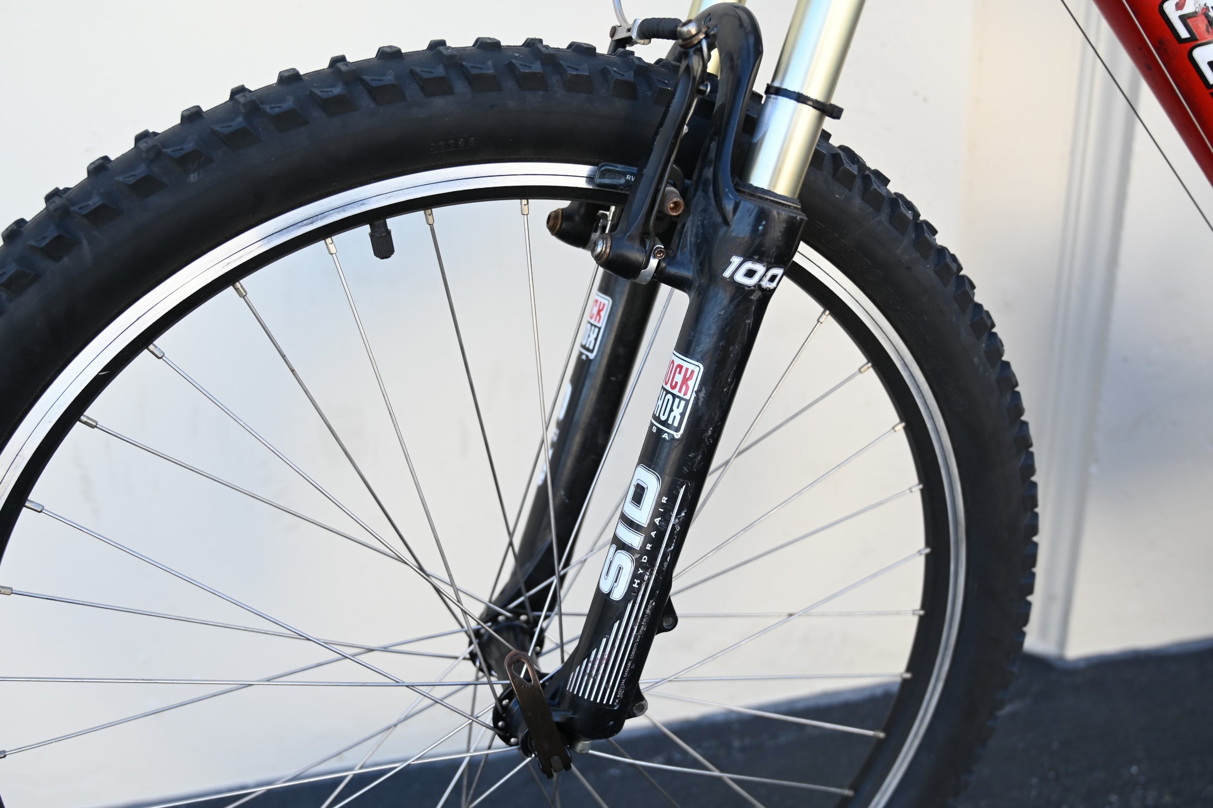 Specialized StumpJumper M4 Hardtail MTB with RockShox SID Fork