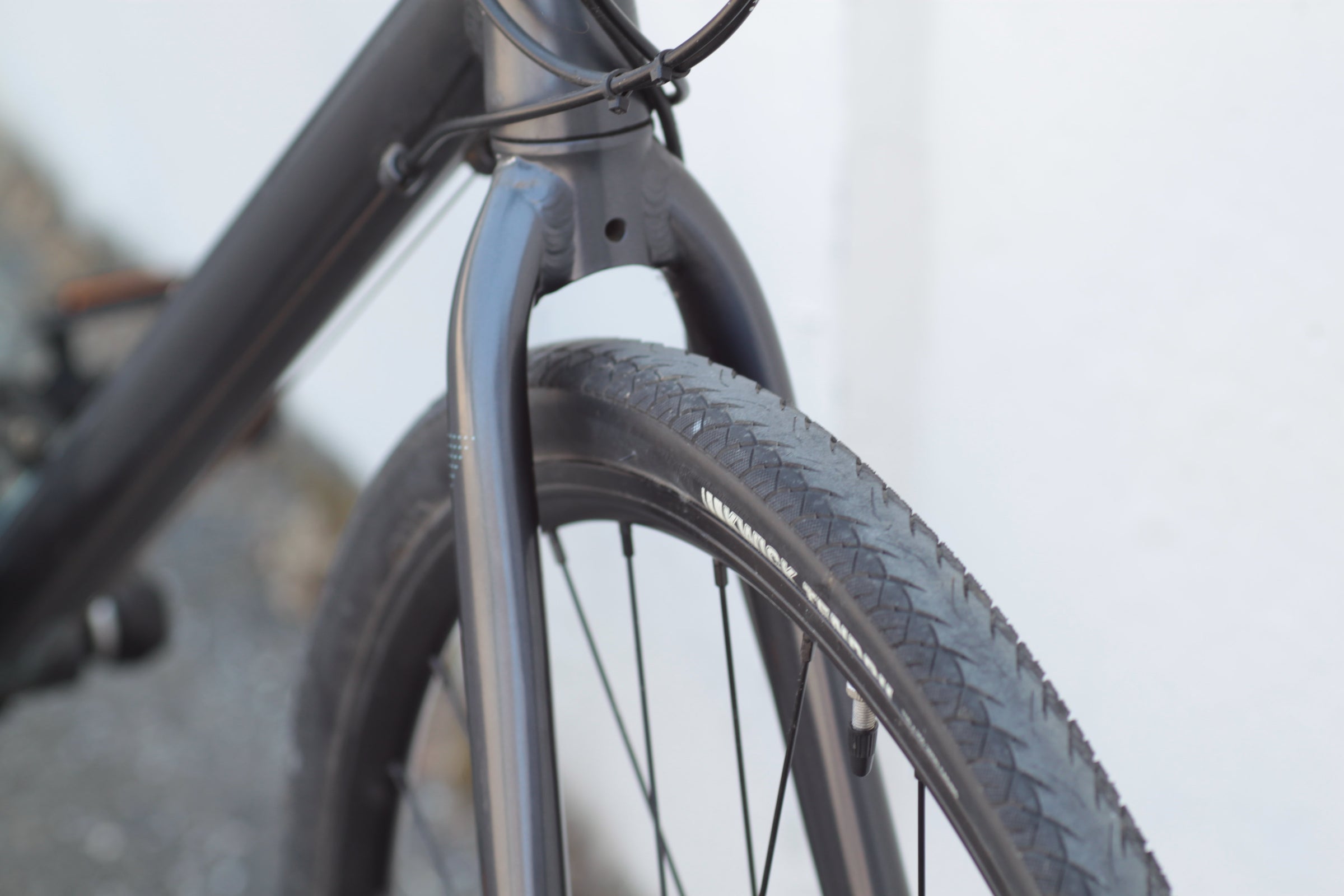 Raleigh Alysa 2 Commuter Fitness Hybrid with Disc Brakes M gray