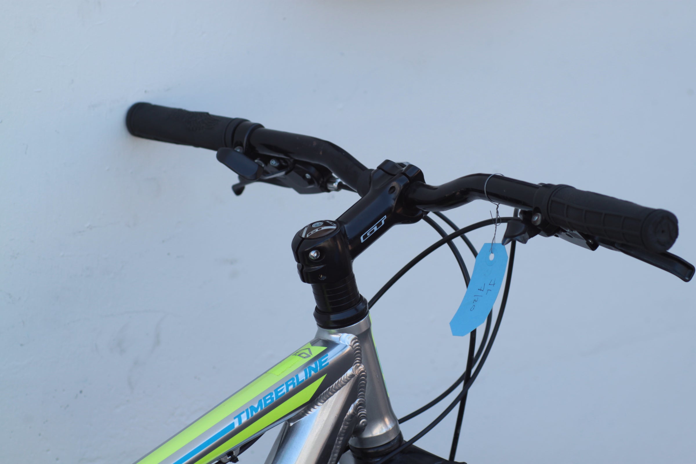 GT Timberline 1.0 29er with Disc Brakes and Suntour Fork M silver