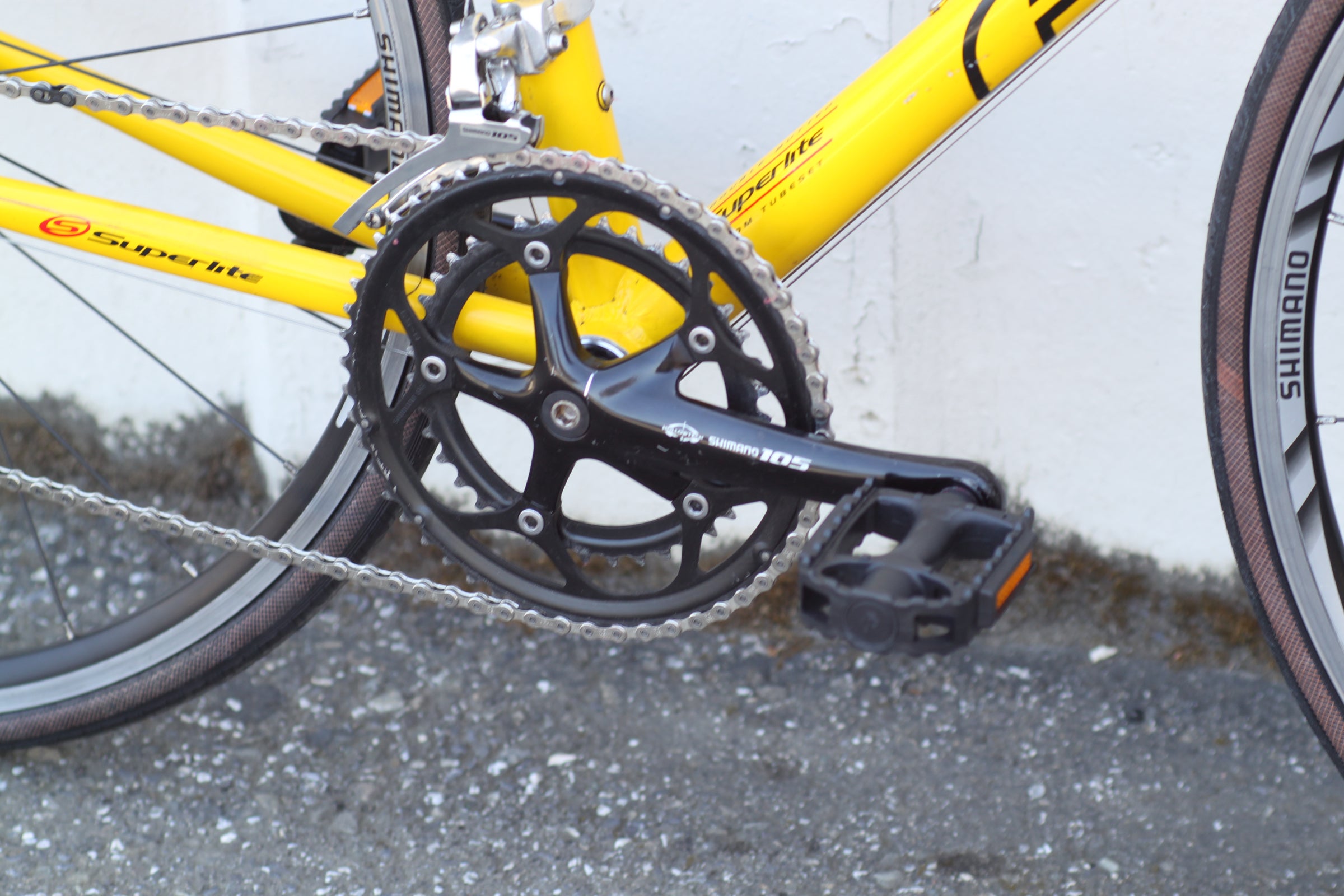 Felt F70 Aluminum Road Bike with Carbon Fork, Carbon Stays Felt F70 Aluminum Road Bike with Carbon Fork, Carbon Stays
