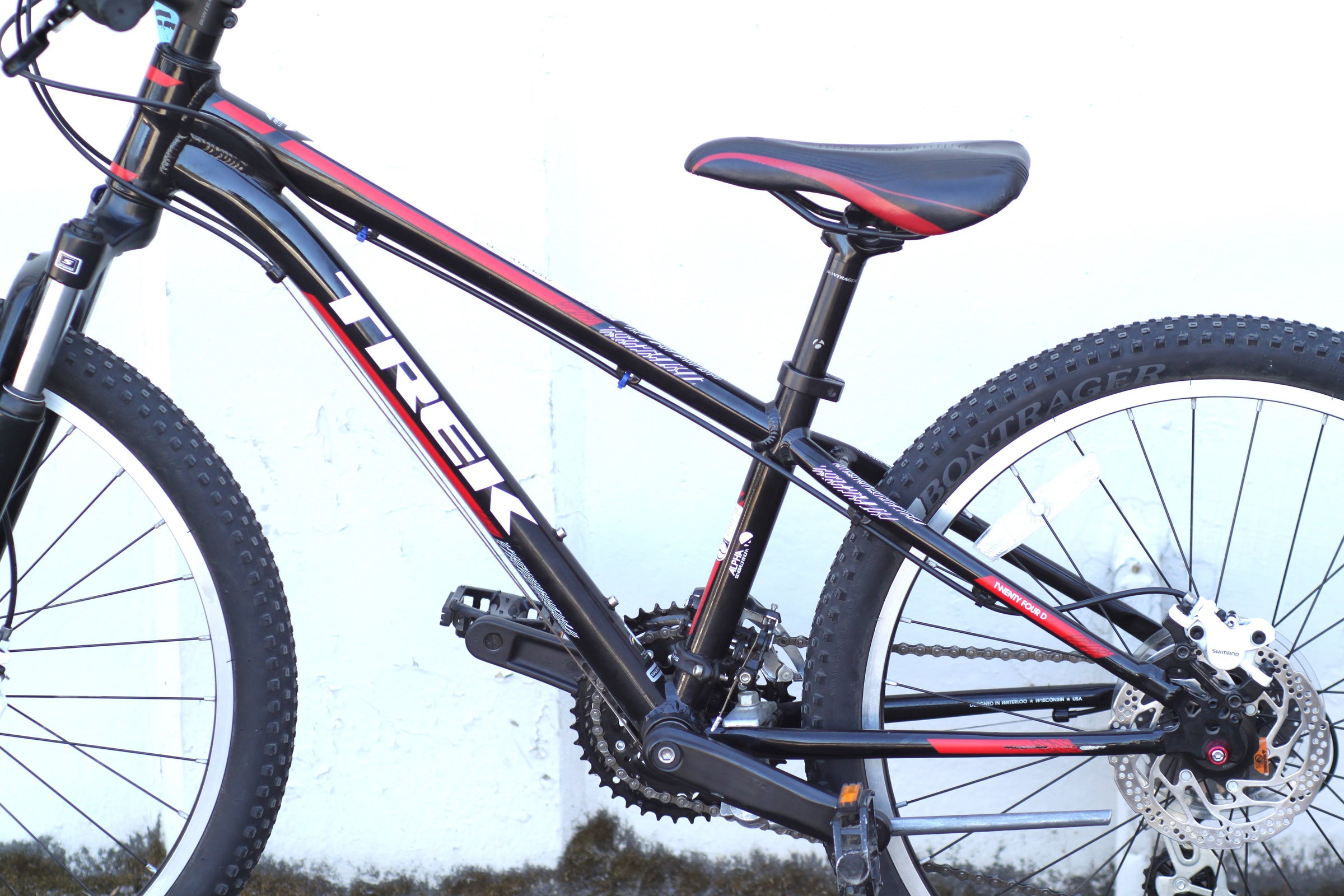 Trek ジュニア　Superfly マウンテンバイク24インチ Trek ジュニア Superfly マウンテンバイク 24インチ - メルカリ