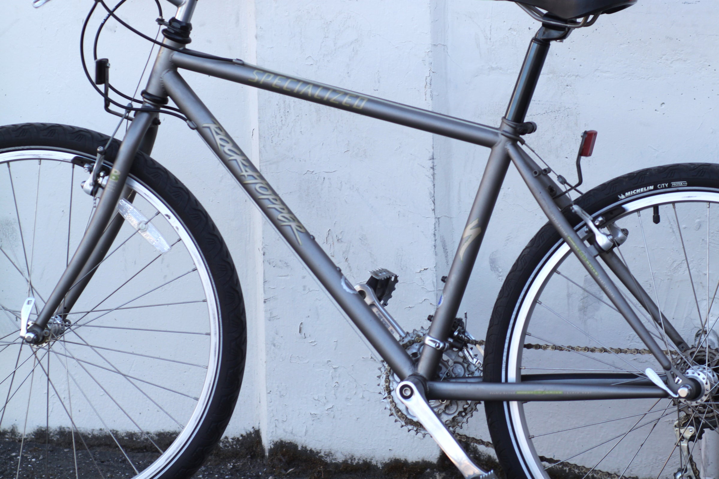 Specialized Rockhopper Vintage Mountain Bike with Pavement