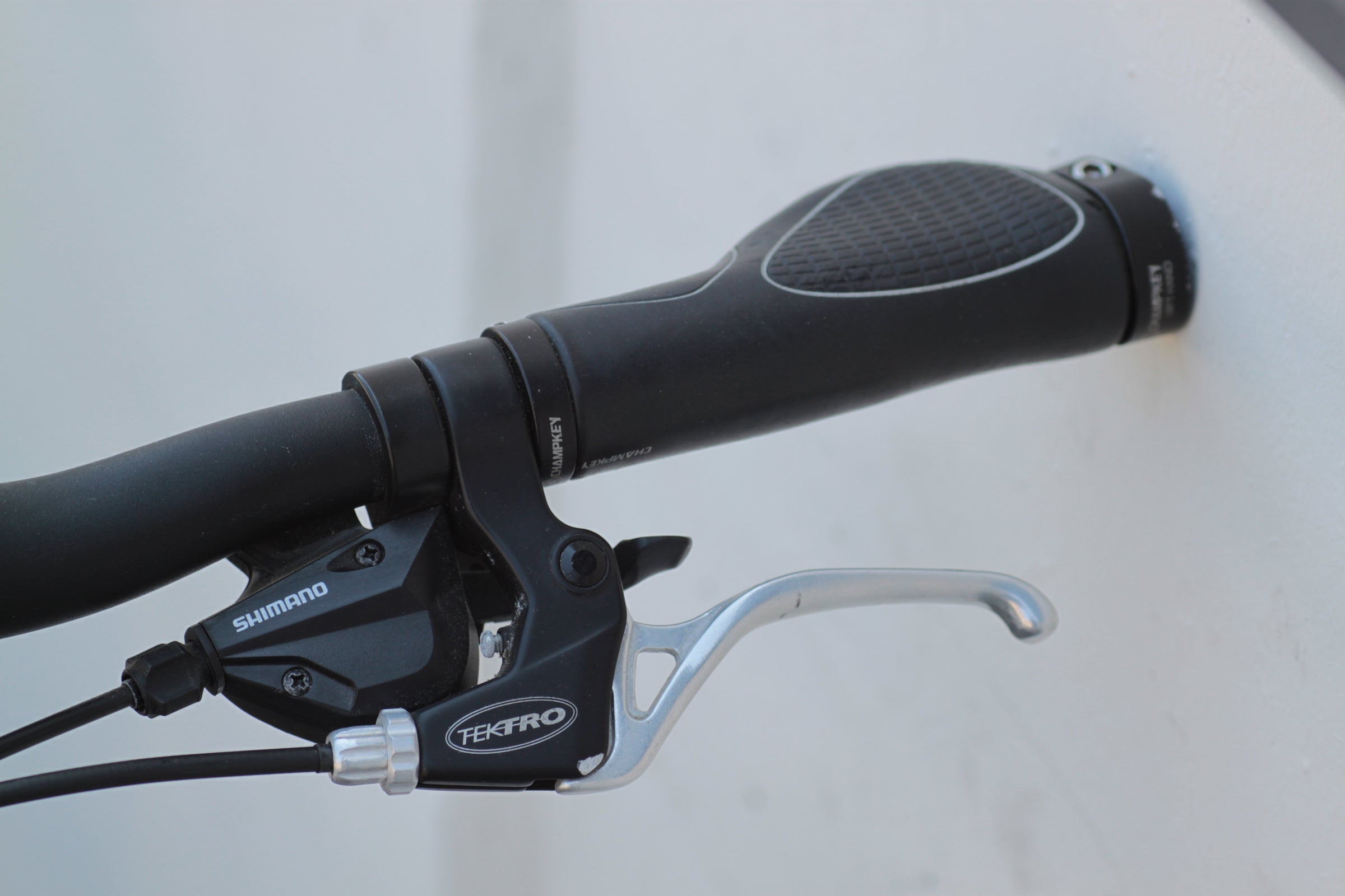 Raleigh Alysa 2 Commuter Fitness Hybrid with Disc Brakes M gray
