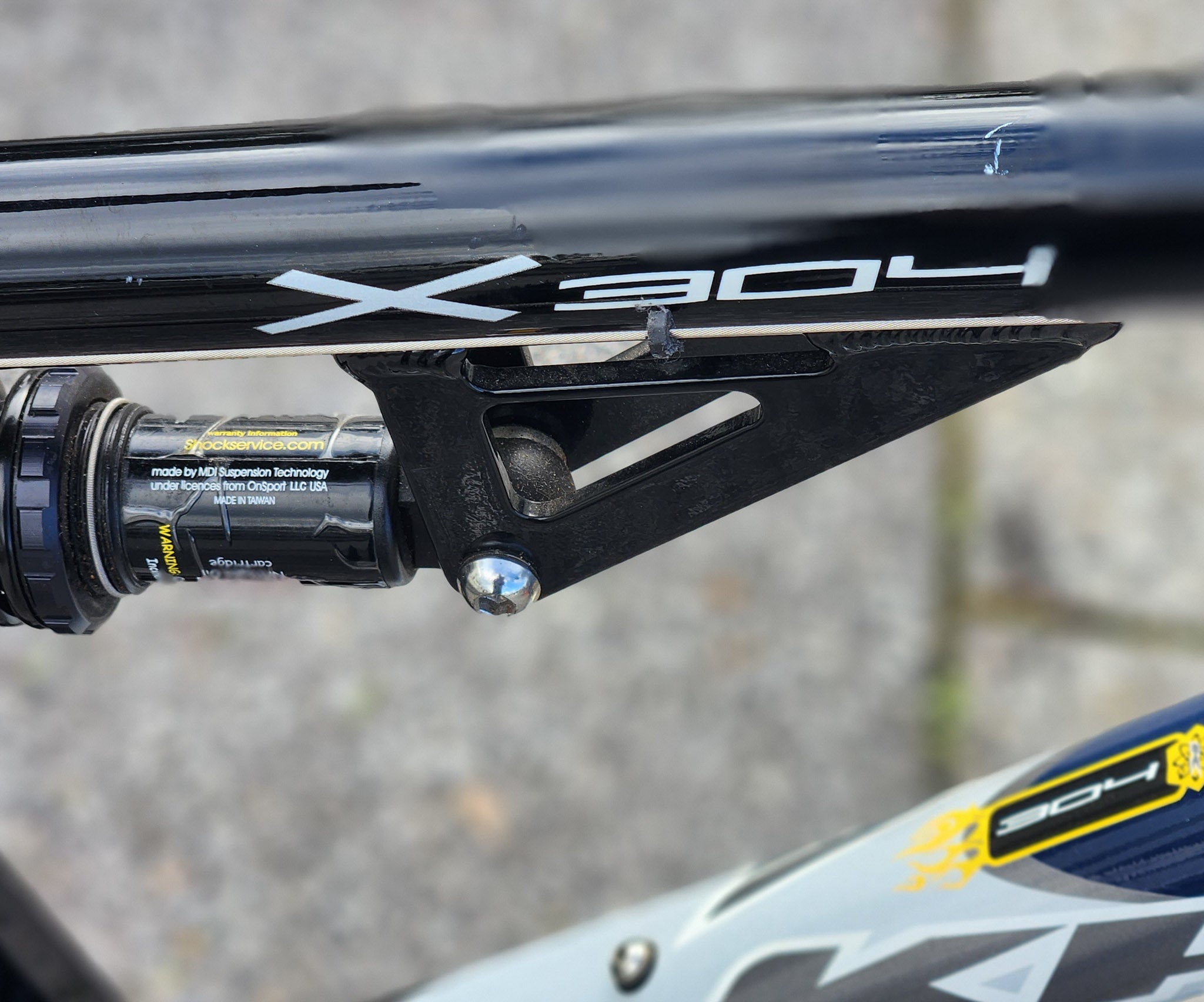 KHS X 304 Full Suspension MTB with Disc Brakes, RS Judy Fork