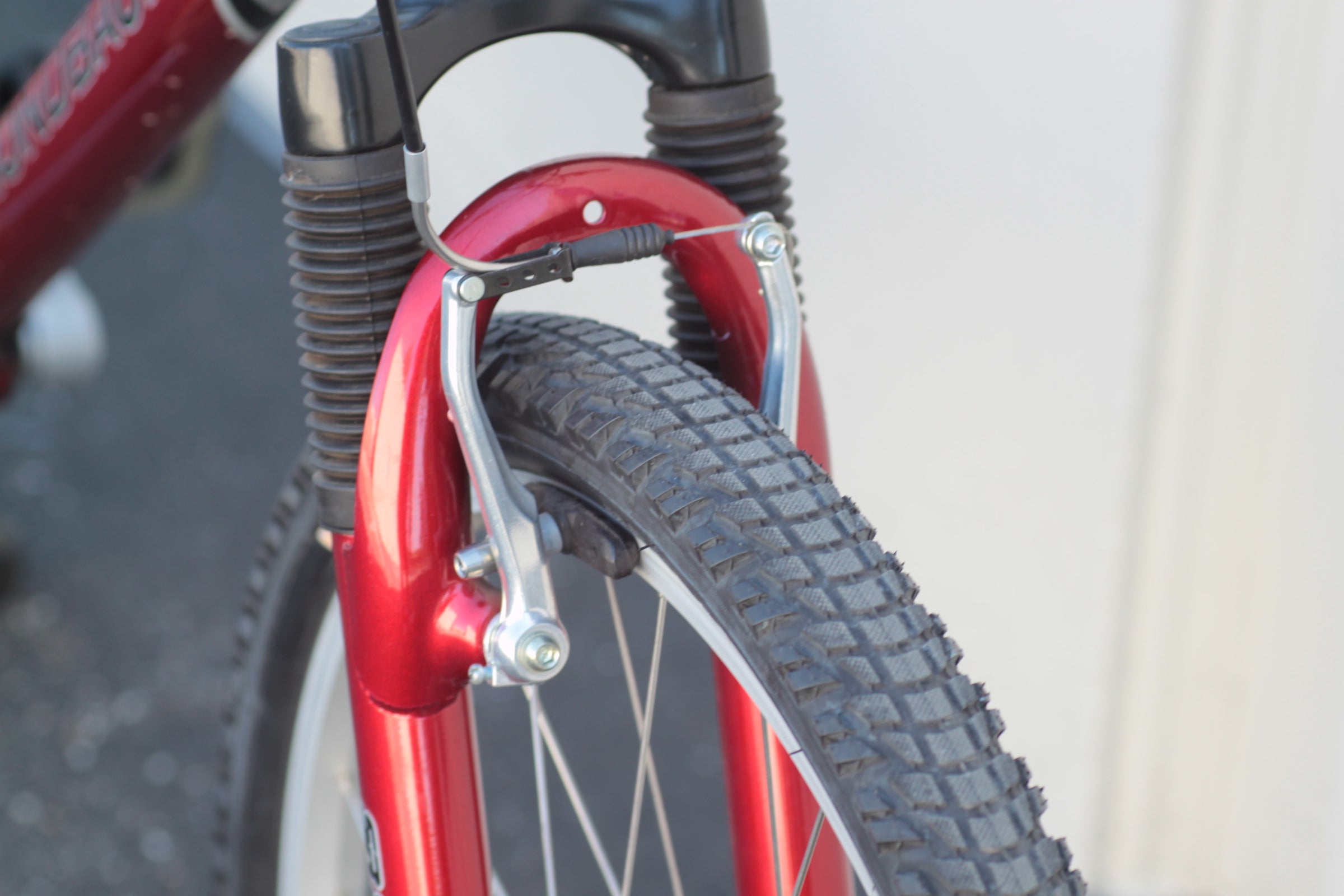 Diamondback Wildwood Commuter Hybrid Bike with Rear Rack silver