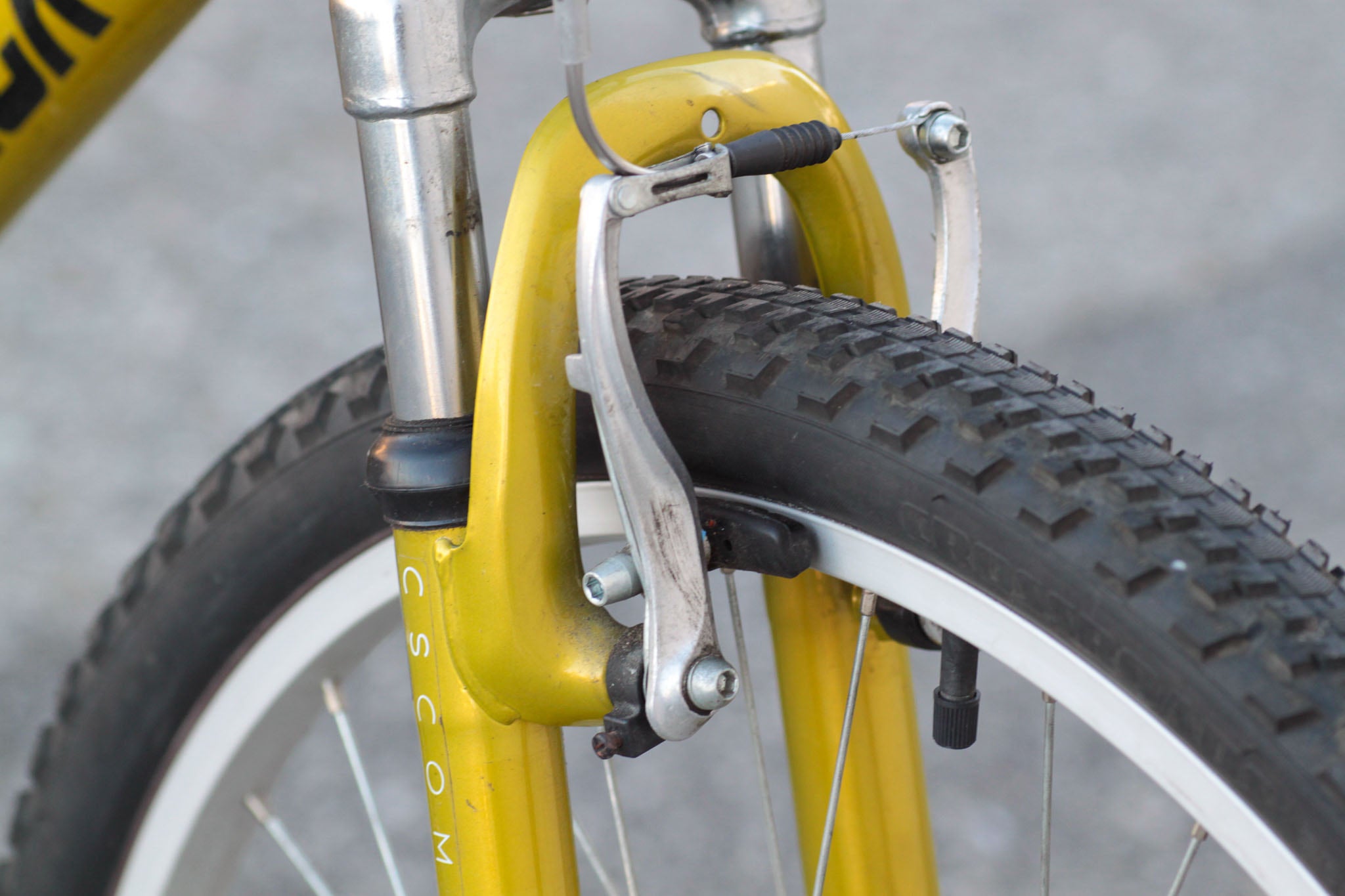 Diamondback Wildwood Commuter Hybrid Bike with Zoom Fork SM green