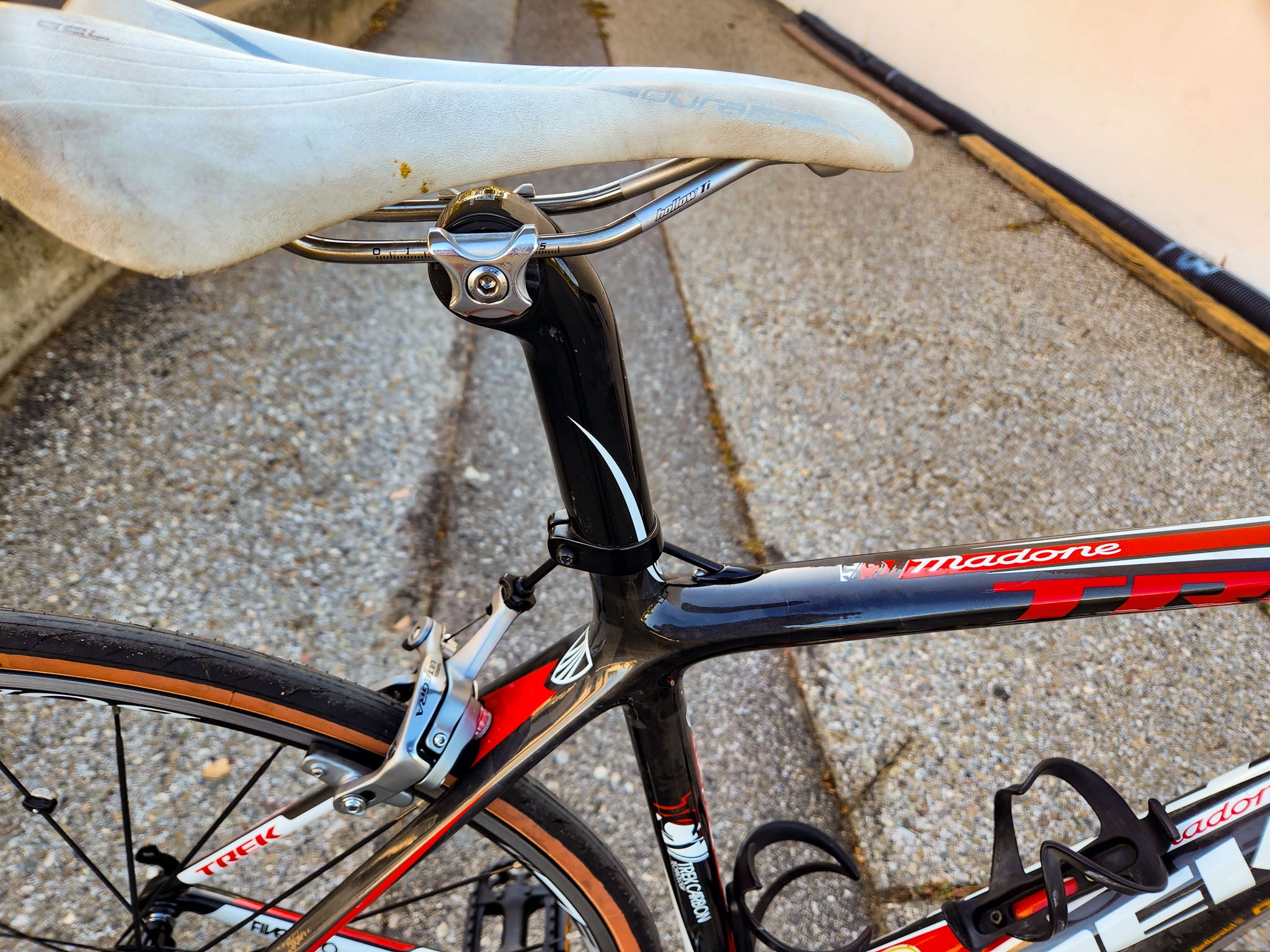 Trek Madone 5.2 Carbon Road Bike with Ultegra 2x10 red/gray - GPBV