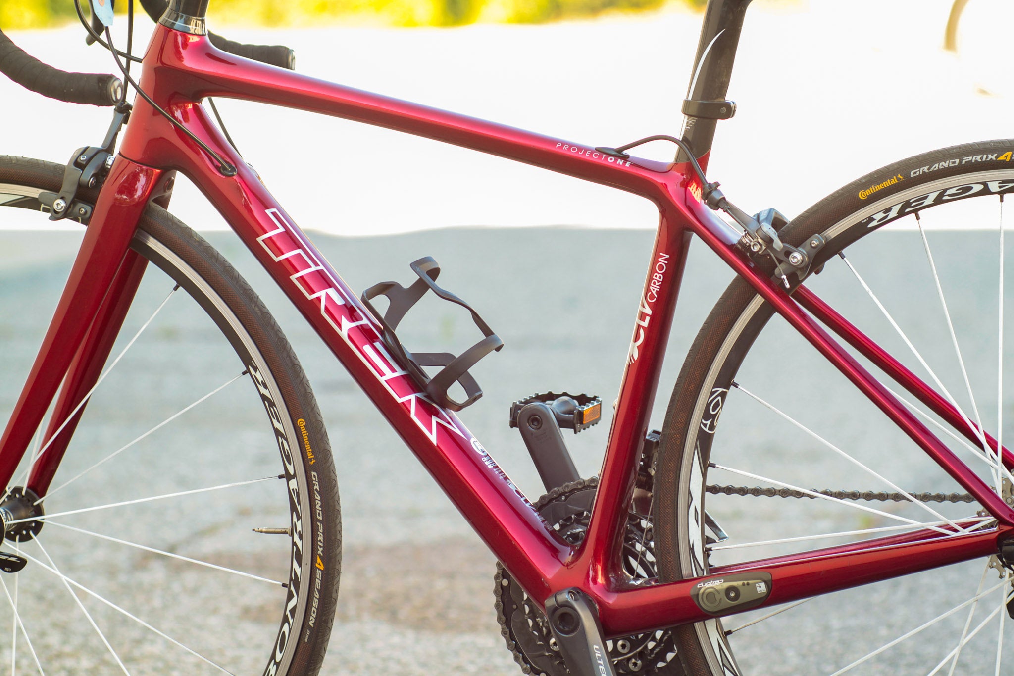 Trek Project One Madone OCLV 600 Carbon Road Bike - Ultegra red