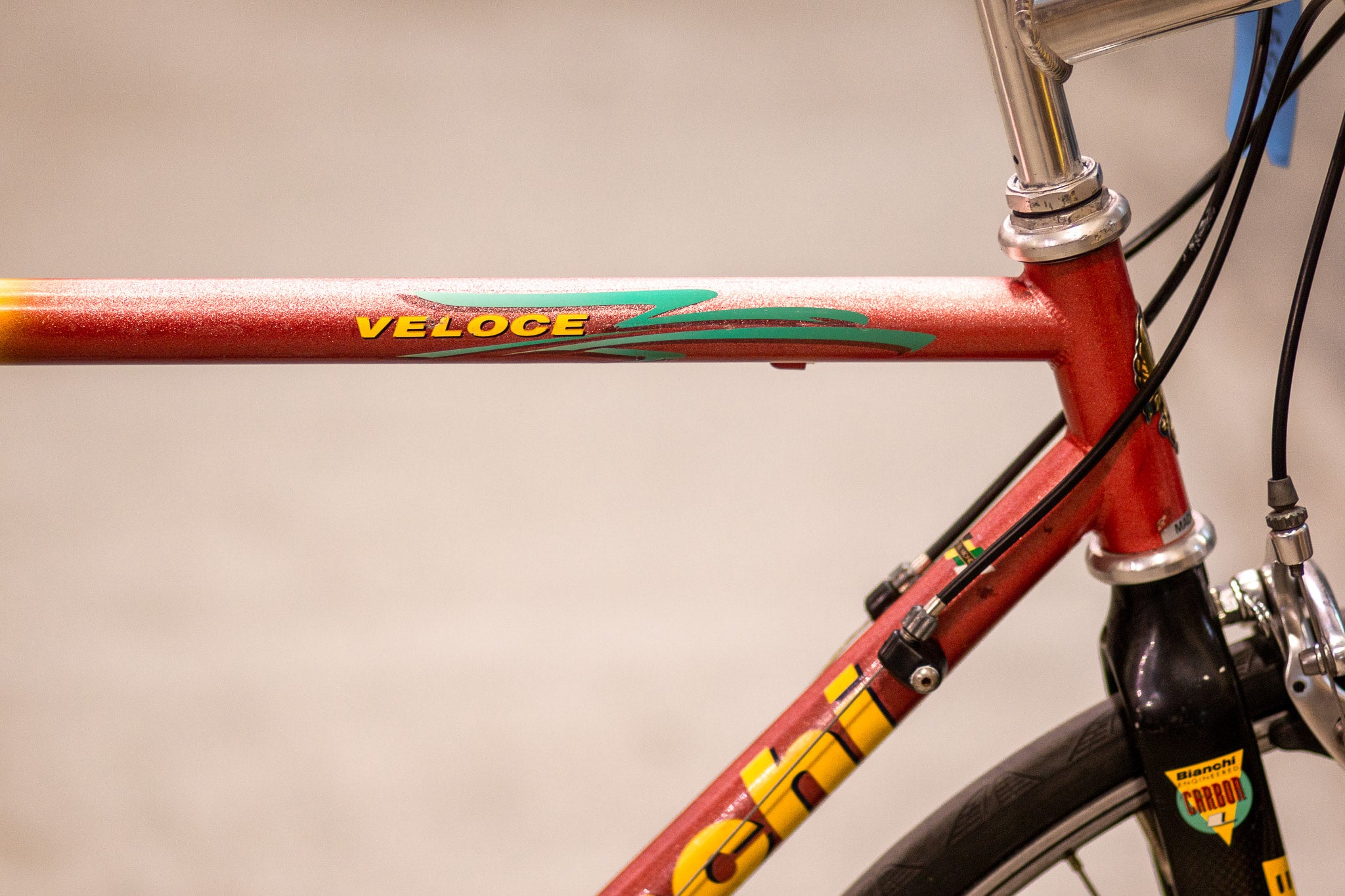 Bianchi Veloce Chromo Lite Yellow/Pink Road Bike | Used Bikes for