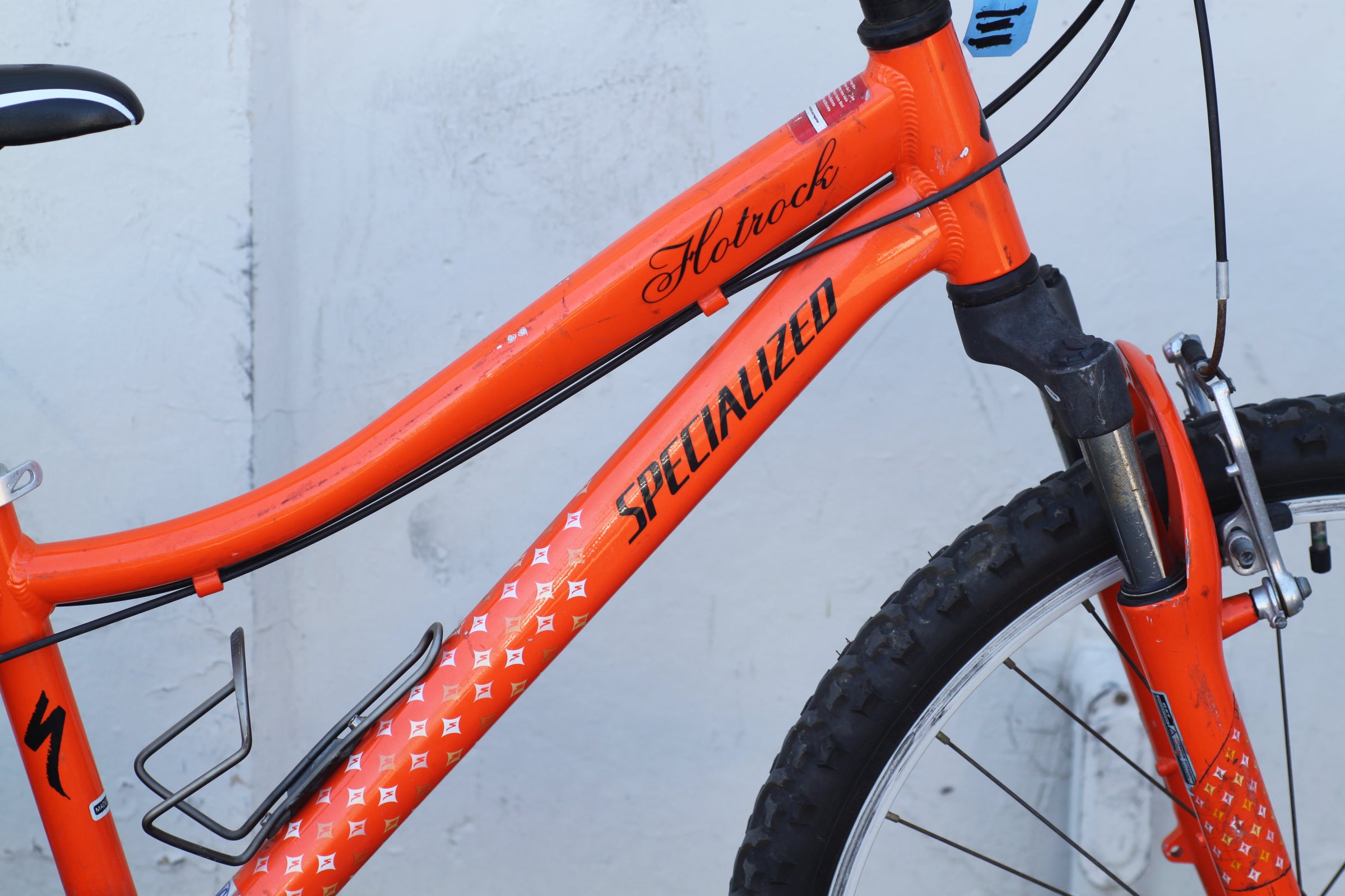 子供用自転車specialized HOTROCK Specialized Hotrock 24 Kid's Bike with 7-speeds orange
