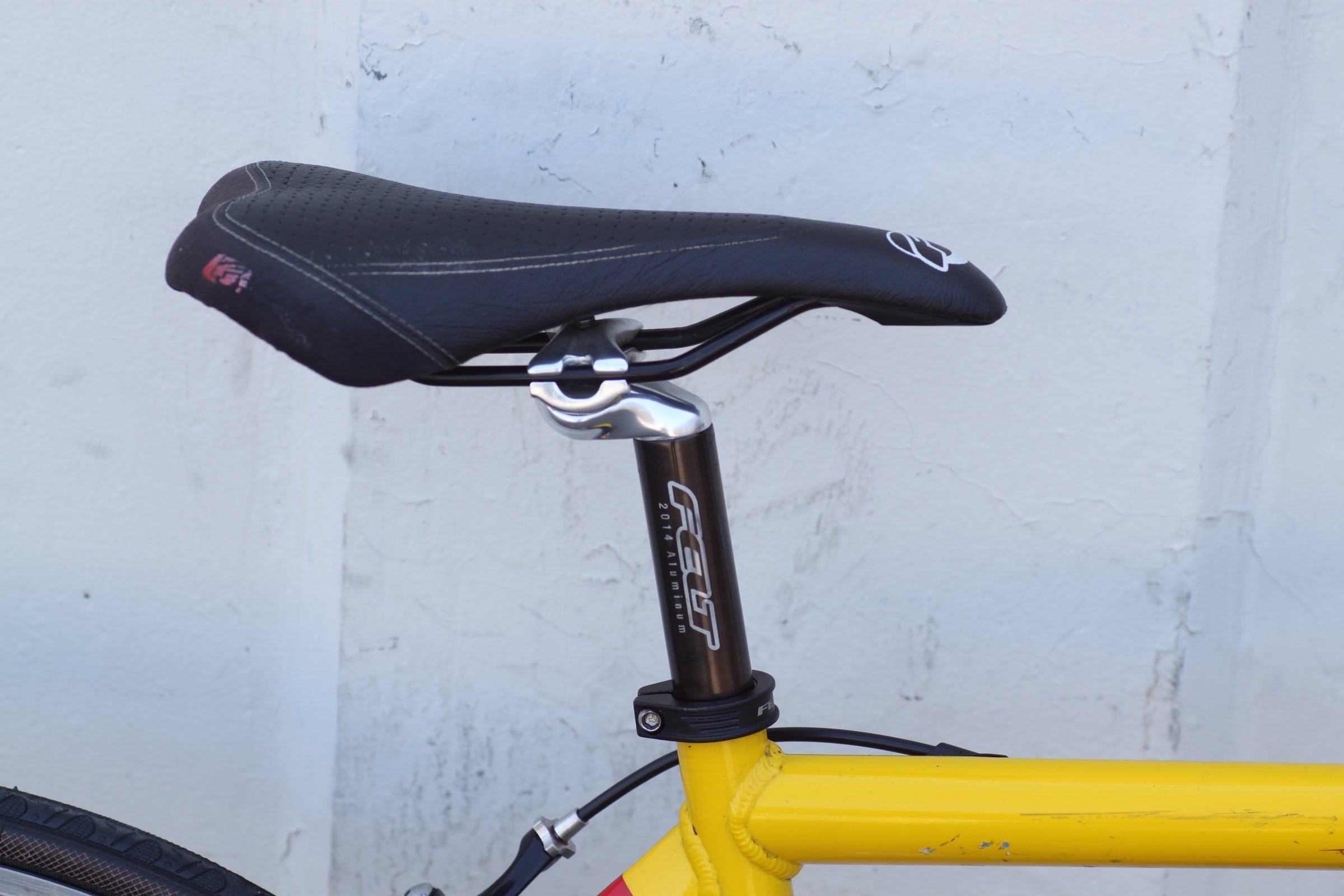 Felt F70 Aluminum Road Bike with Carbon Fork, Carbon Stays