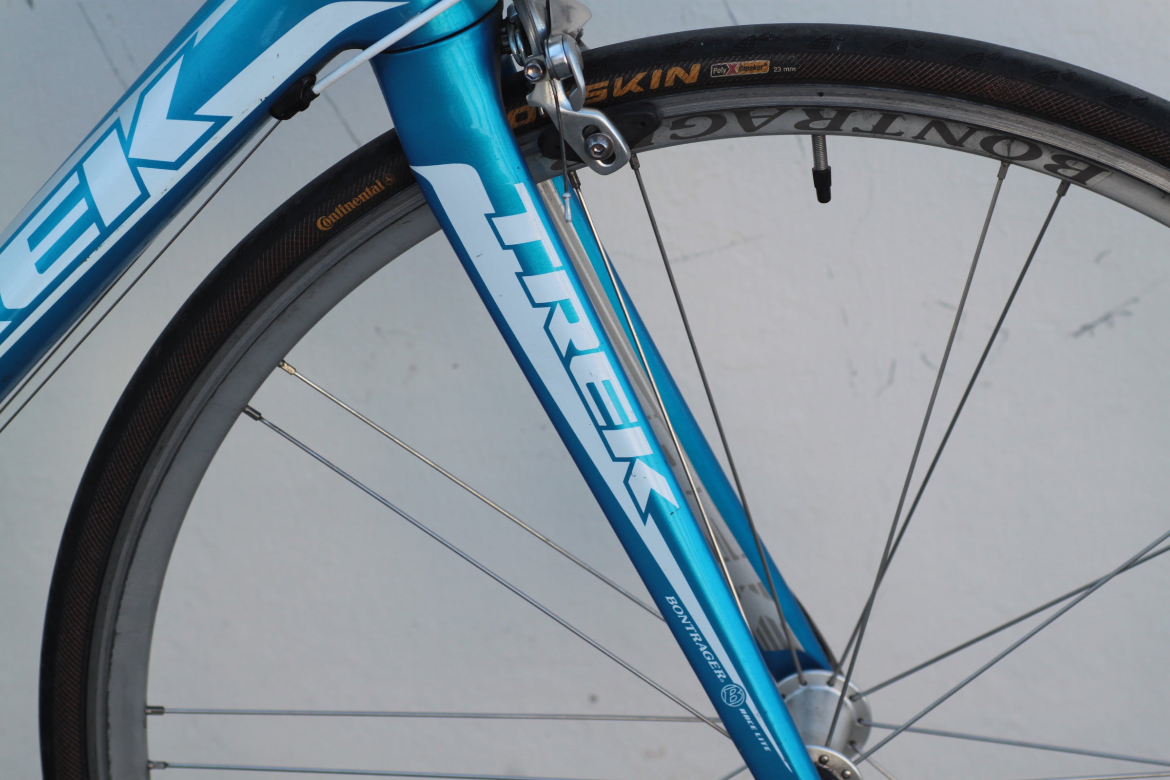 Trek Madone 4.5 WSD Carbon Road Bike with Shimano Ultegra/105 WSD