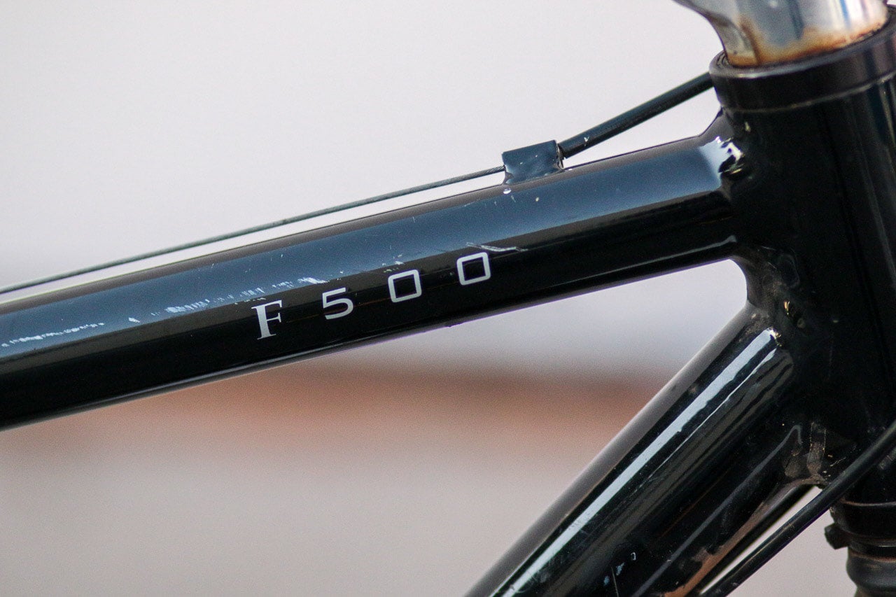 Cannondale F500 Vintage Hardtail Mountain Bike with Headshok Black