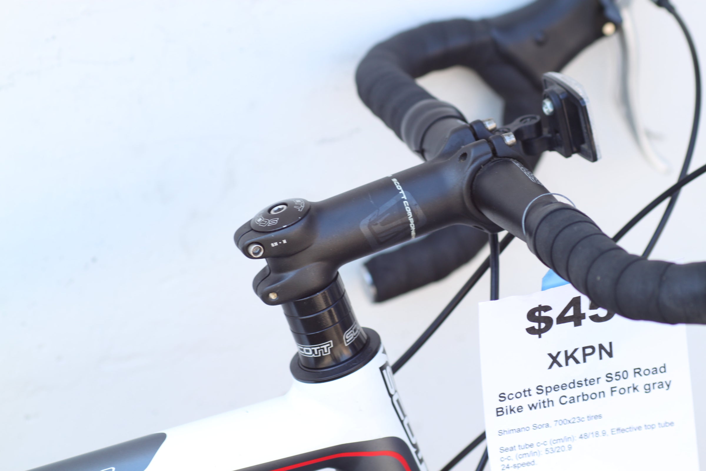 Scott Speedster S50 Road Bike with Carbon Fork - Lightweight gray