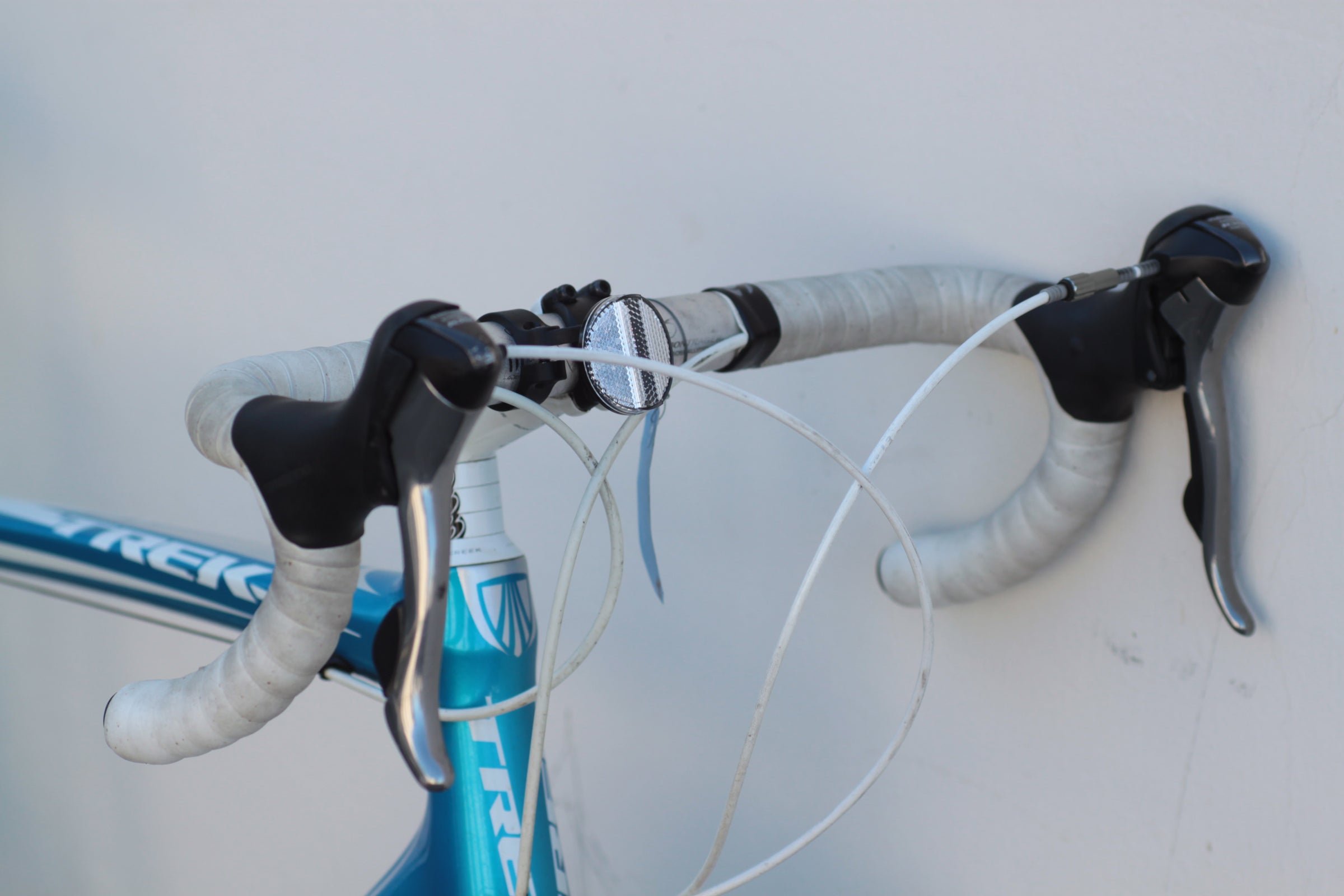 Trek Madone 4.5 WSD Carbon Road Bike with Shimano Ultegra/105 WSD