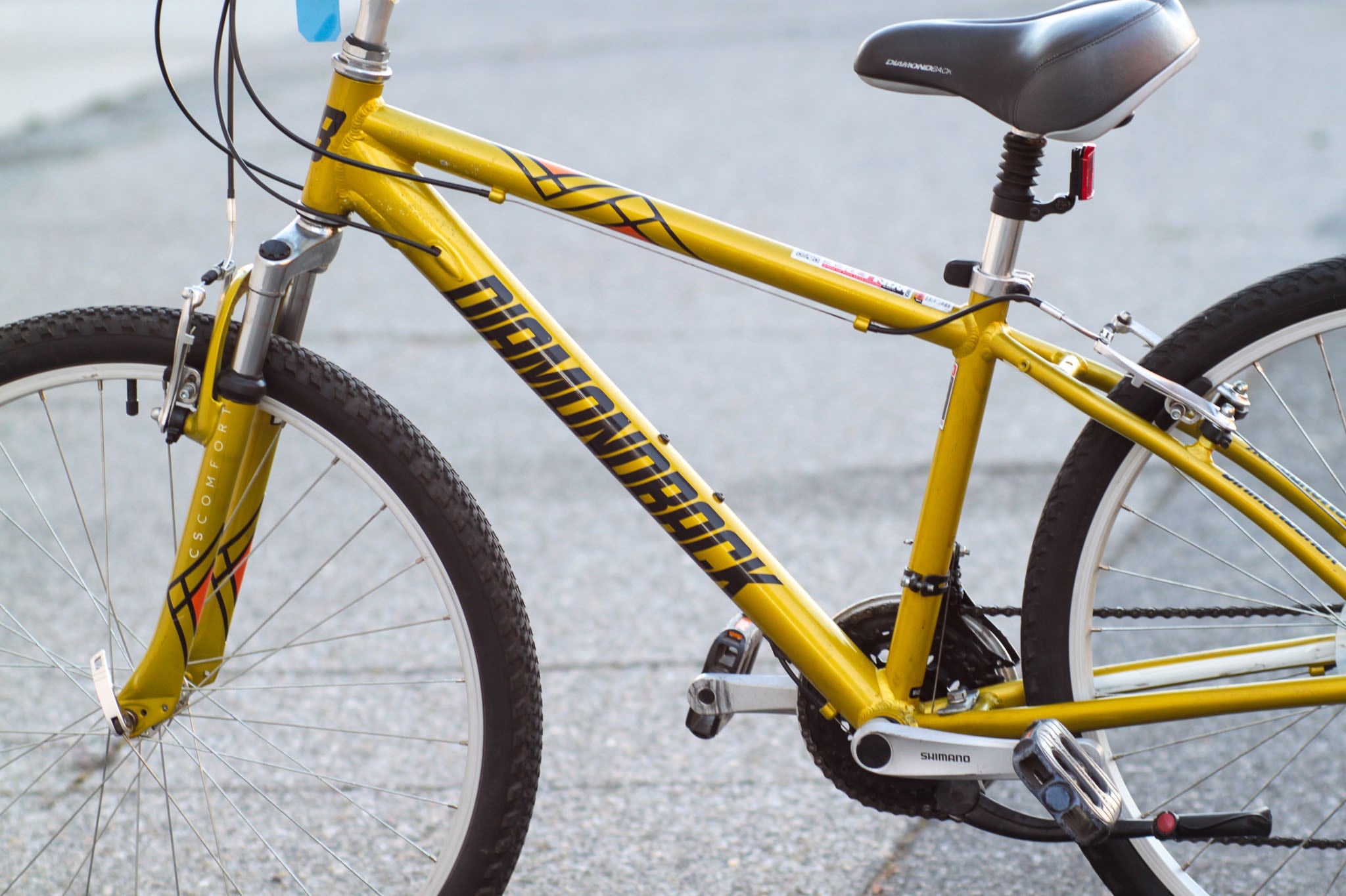 Diamondback Wildwood Commuter Hybrid Bike with Zoom Fork SM green