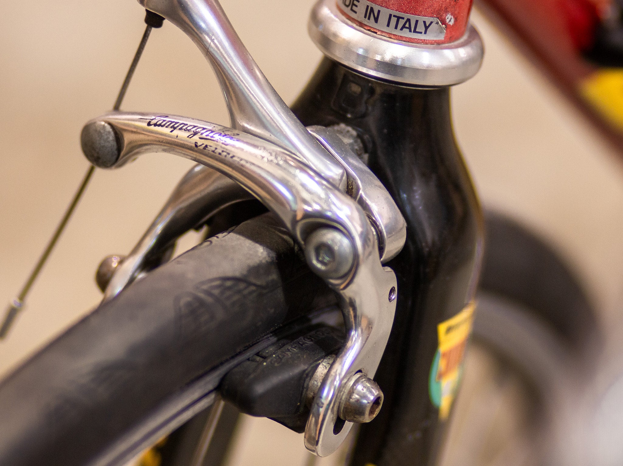 Bianchi Veloce Chromo Lite Yellow/Pink Road Bike | Used Bikes for