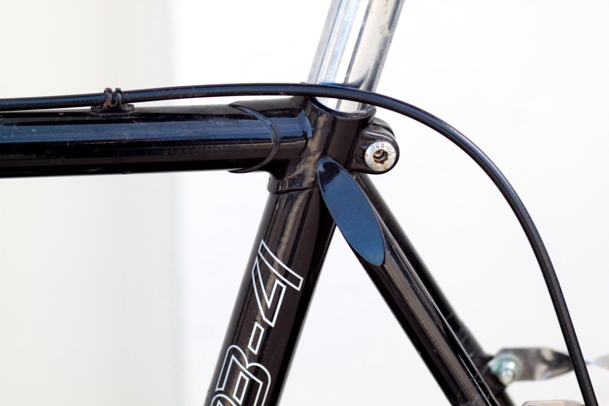Bridgestone Synergy RB-4 Road Bike with Shimano Drivetrain