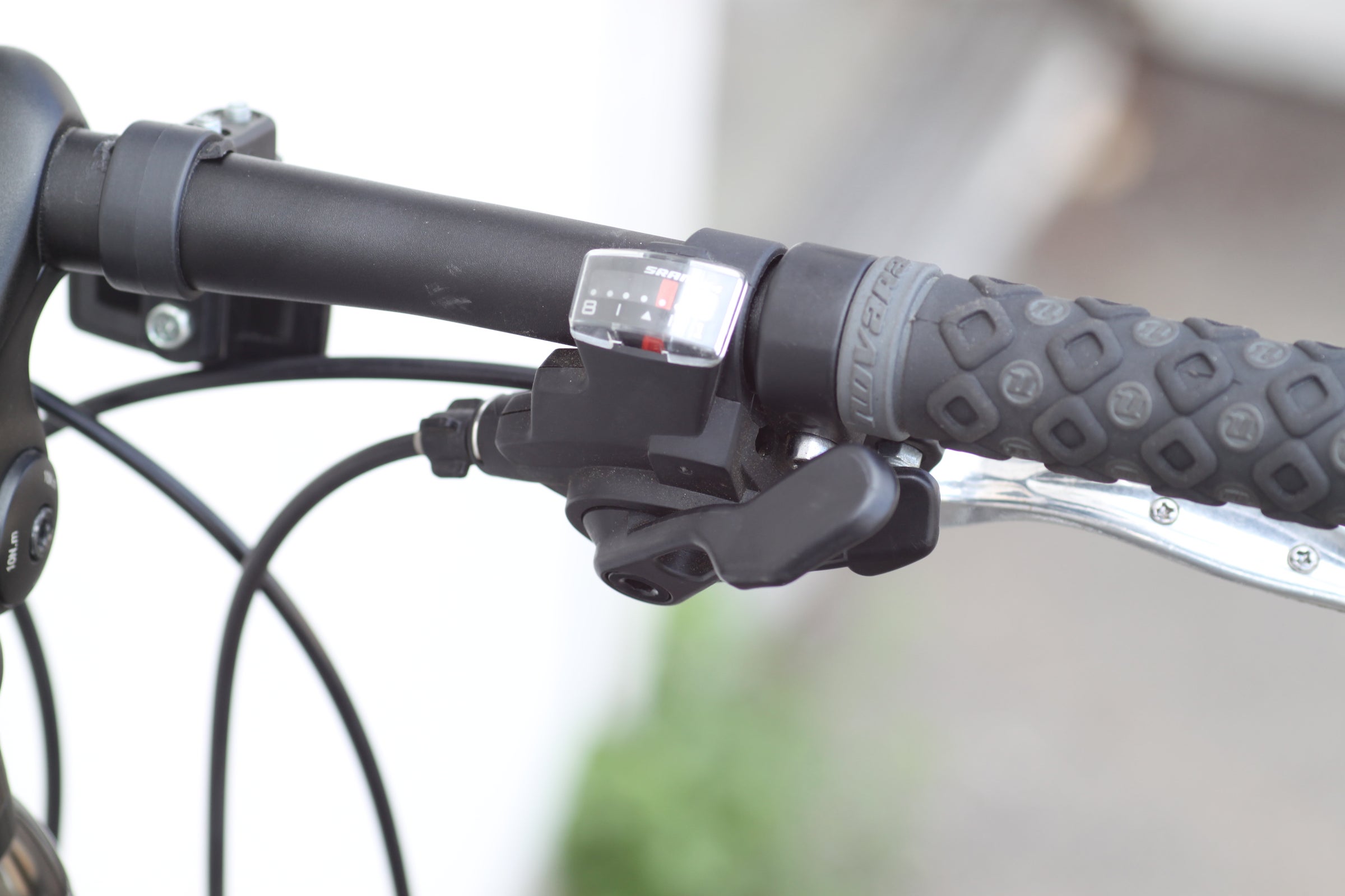 Novara Forza Commuter Hybrid Bike with Suspension Fork L silver