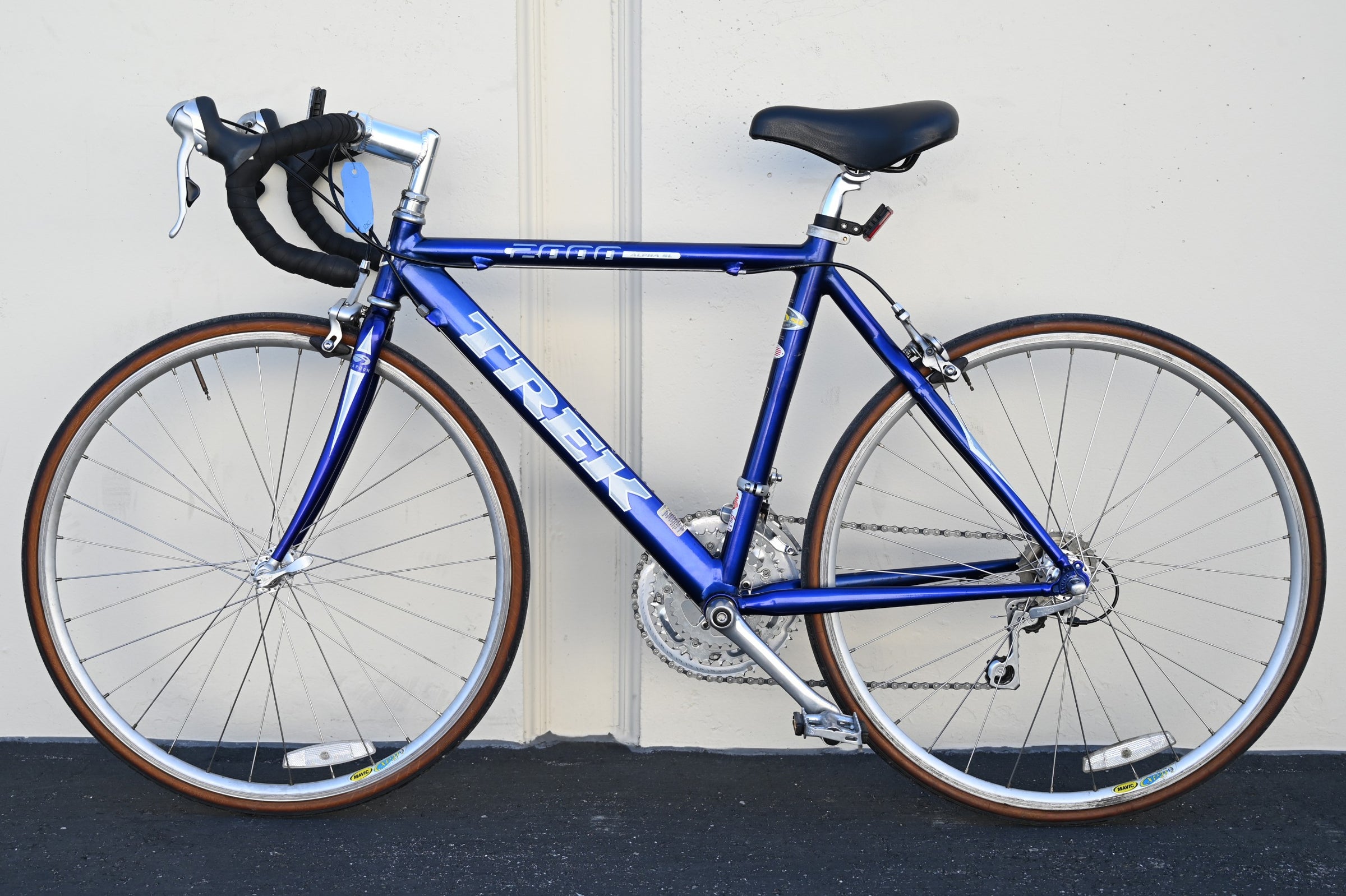Trek 2000 Alpha SL Road Bike - 650c Wheels, Carbon Fork blue