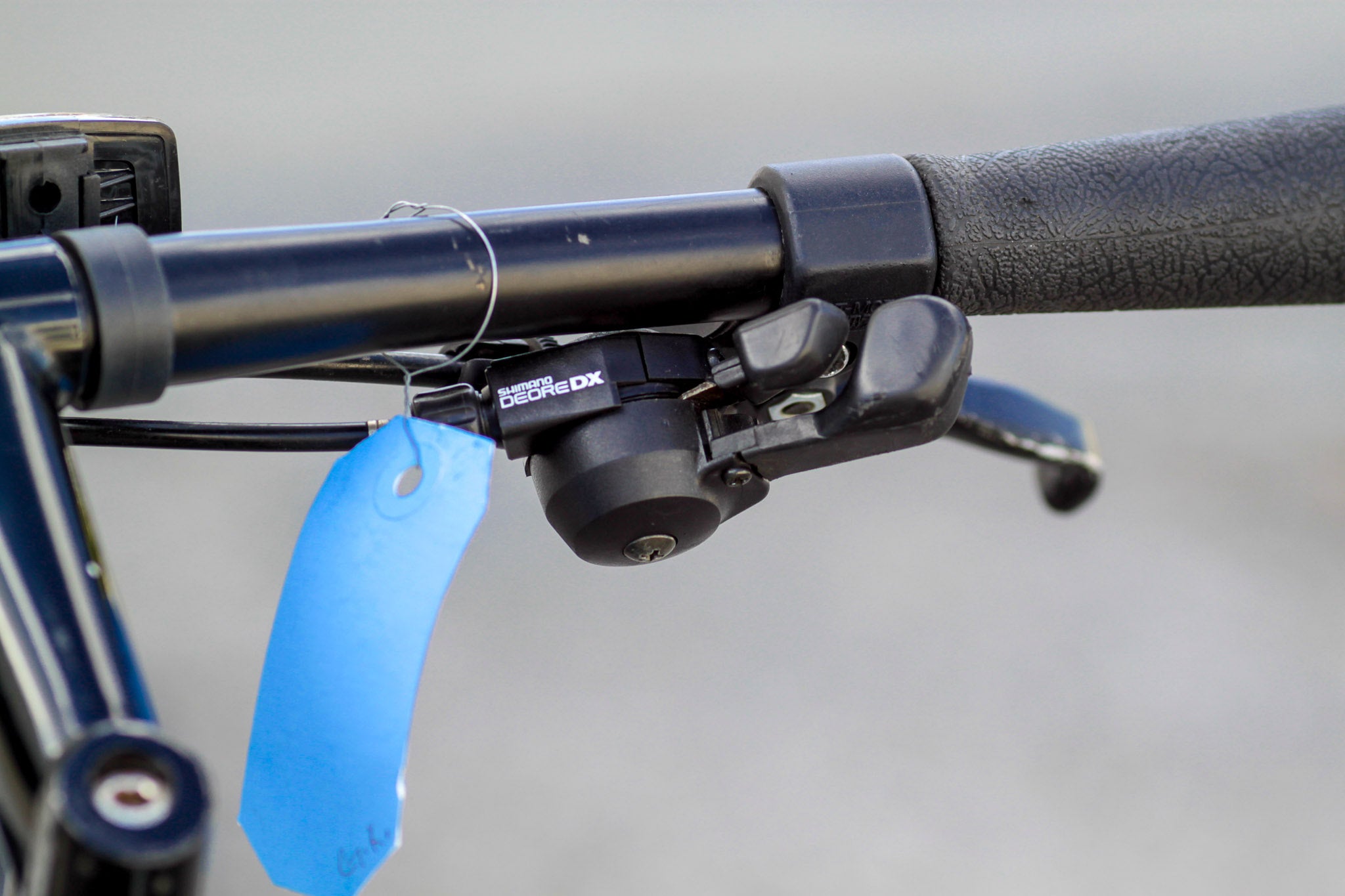 Mountain bike progessive paddle shifters